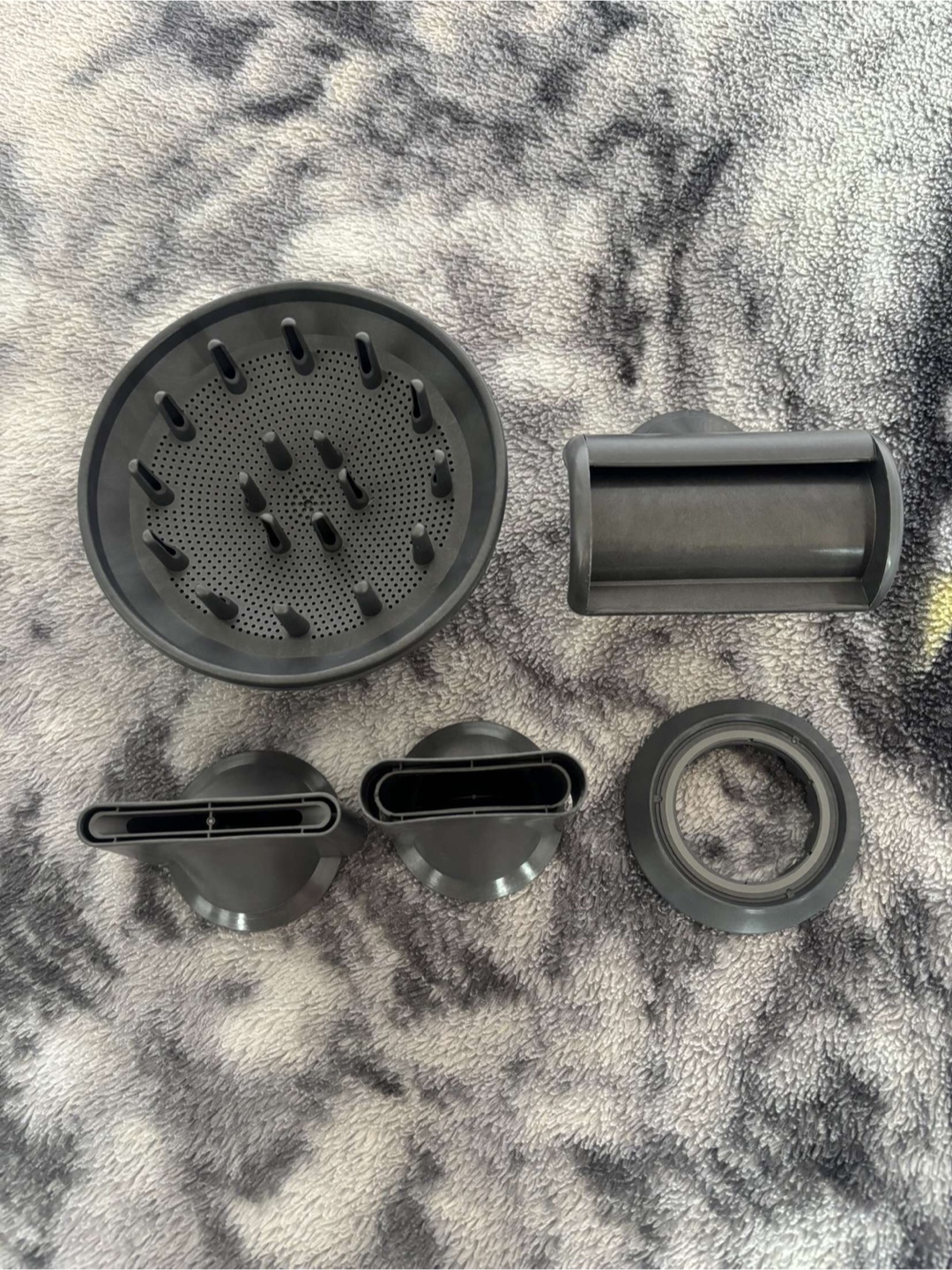 Dyson Supersonic Hair Dryer with Attachments - photo 5