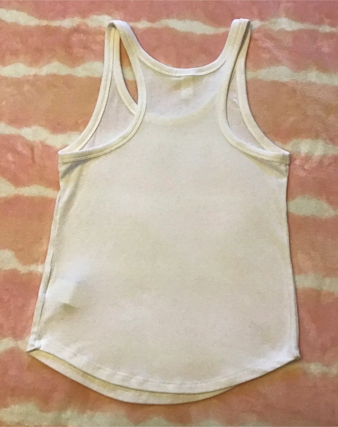 🤩 Old Navy White Tank Top - Size S image indicator(3)
