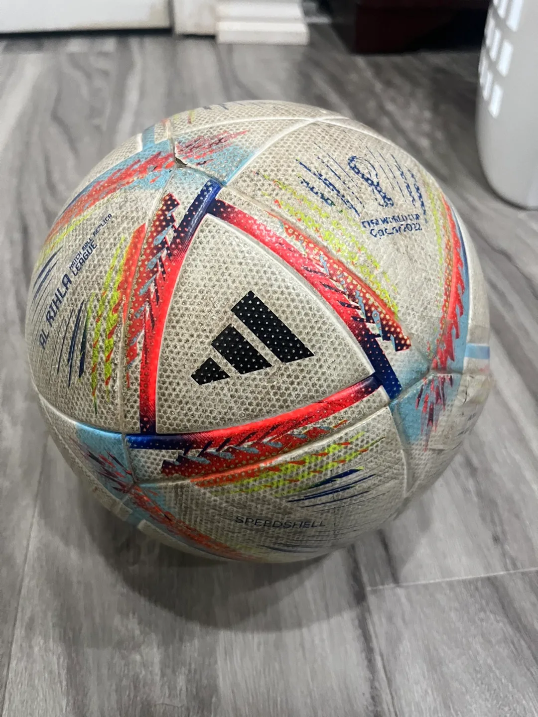 adidas World Cup 22 Al Rihla Pro Soccer Ball - Size 5 image indicator(3)