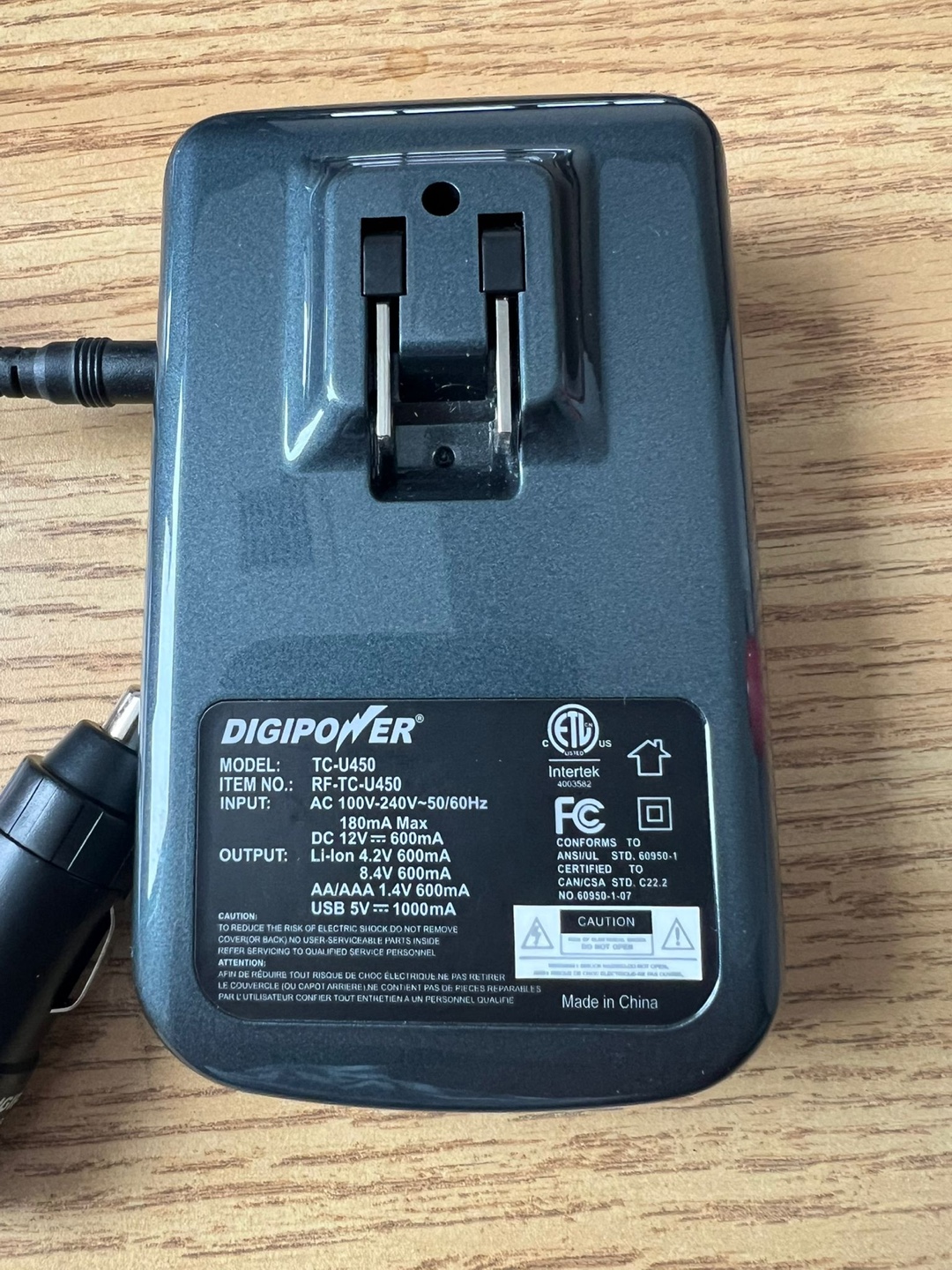 Digipower TC-U450 Battery Charger - photo 4