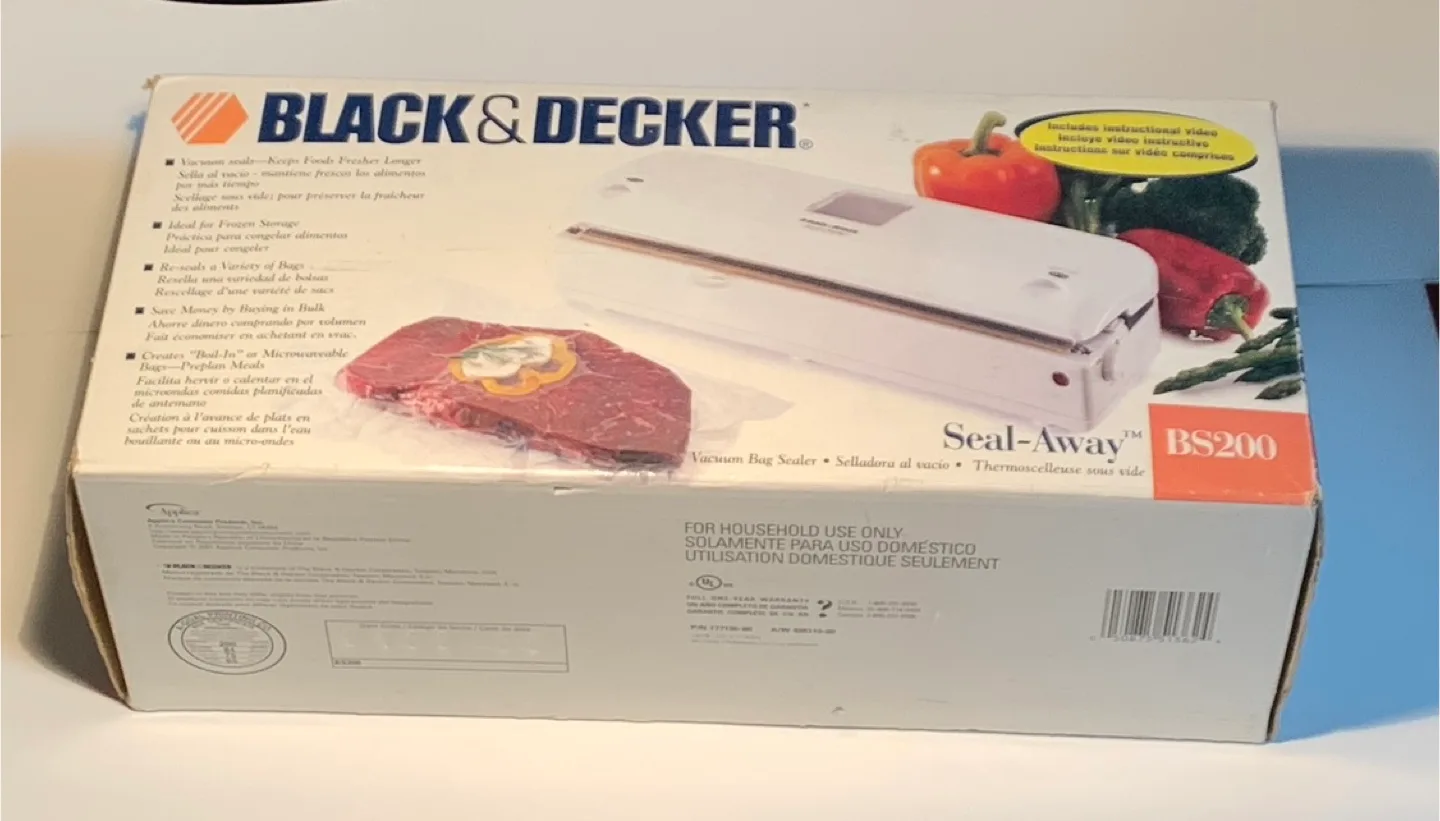Black & Decker Seal-Away BS200 Vacuum Bag Sealer thumbnail