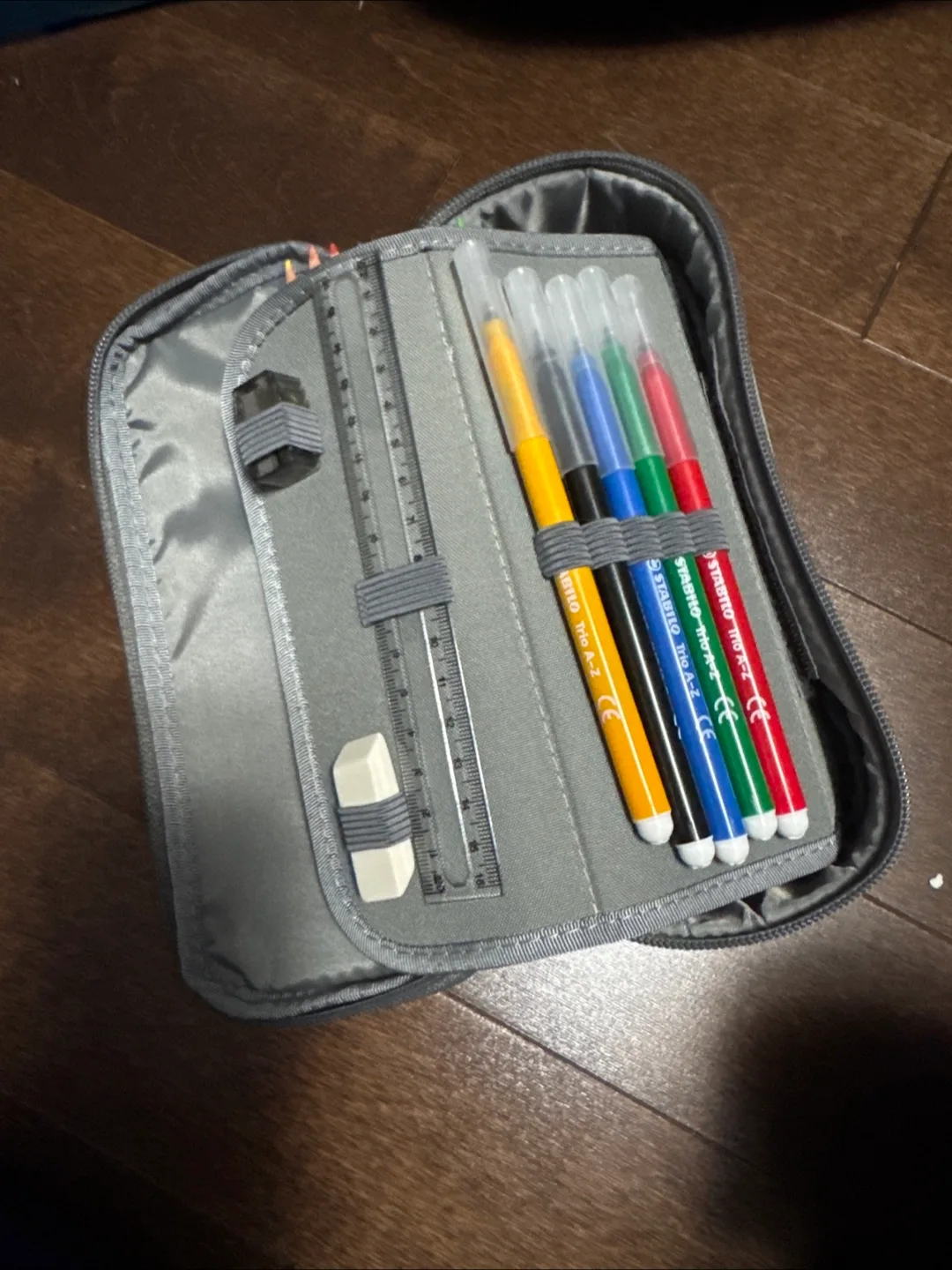 Scooli Transformers Bumblebee German School Backpack Set image indicator(6)