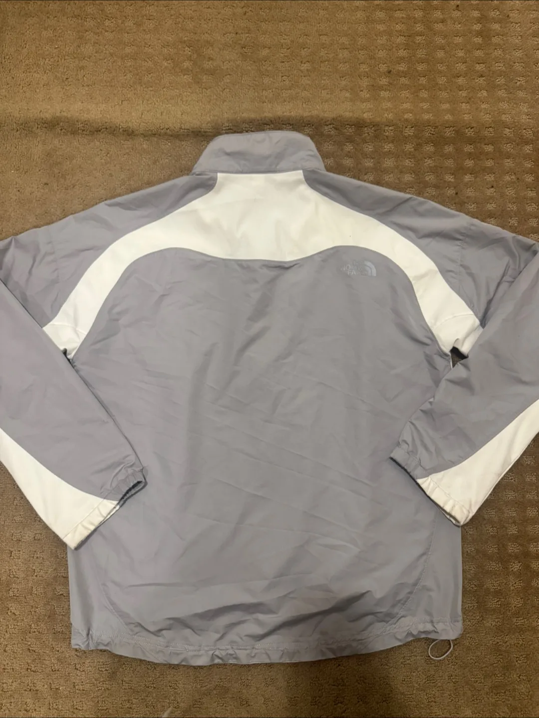 The North Face Grey & White Jacket - Size L image indicator(3)