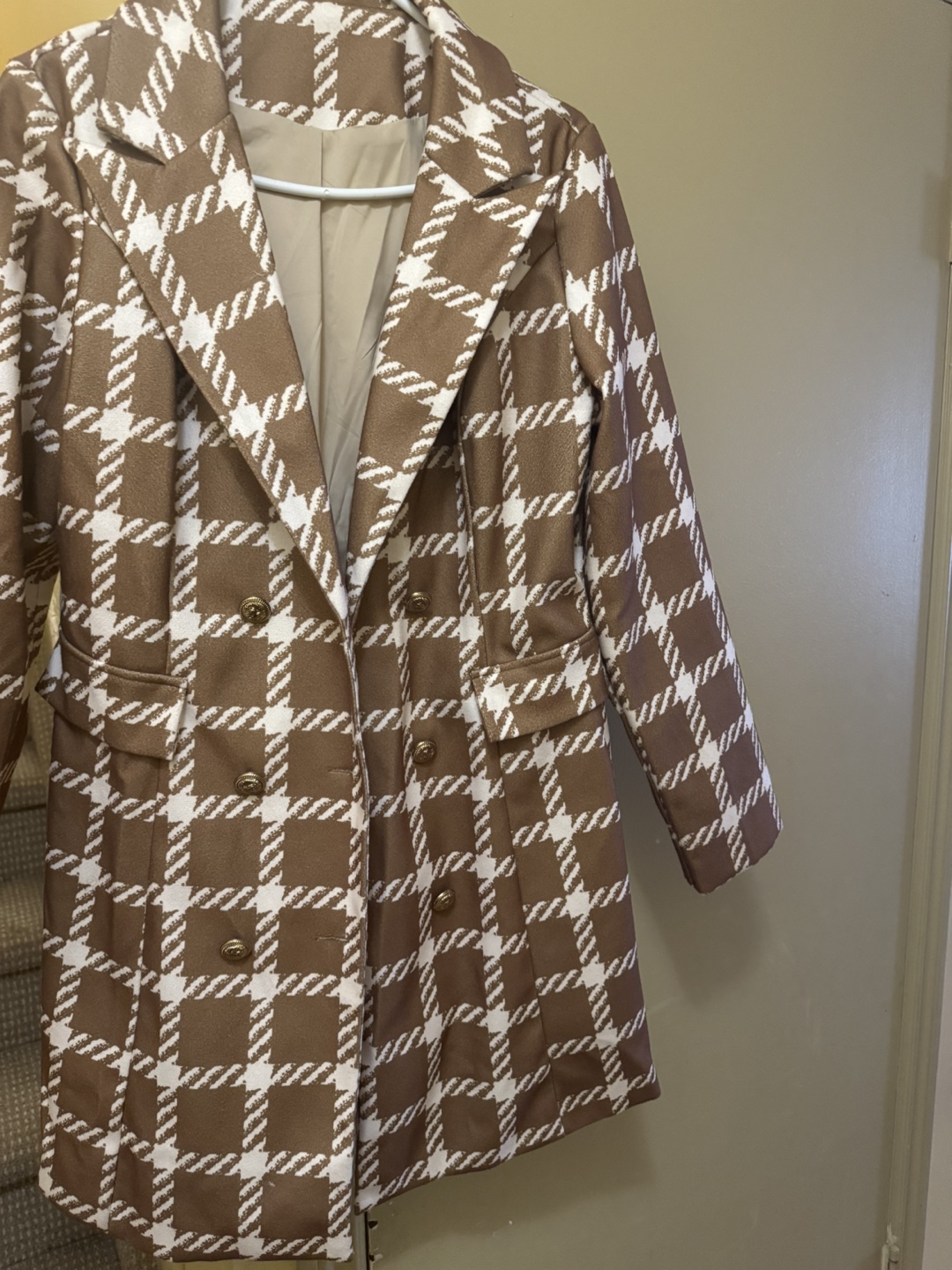 Brown & White Patterned jacket