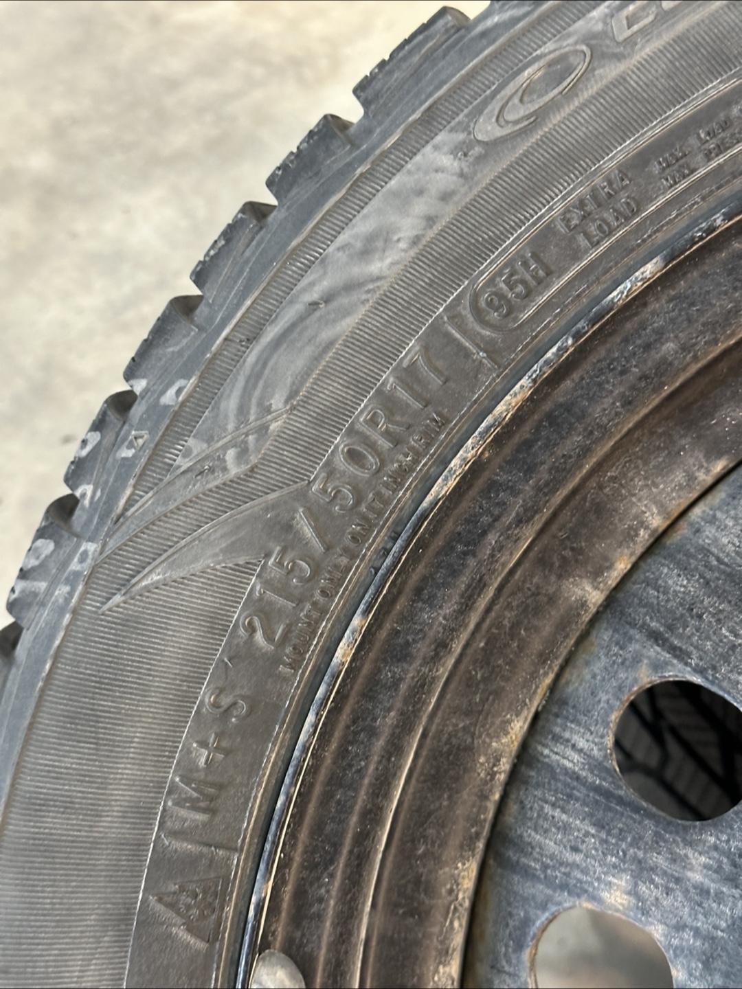 215/50R17- 5X114.3 7J Cooper Evolution Winter tires/wheels - photo 4