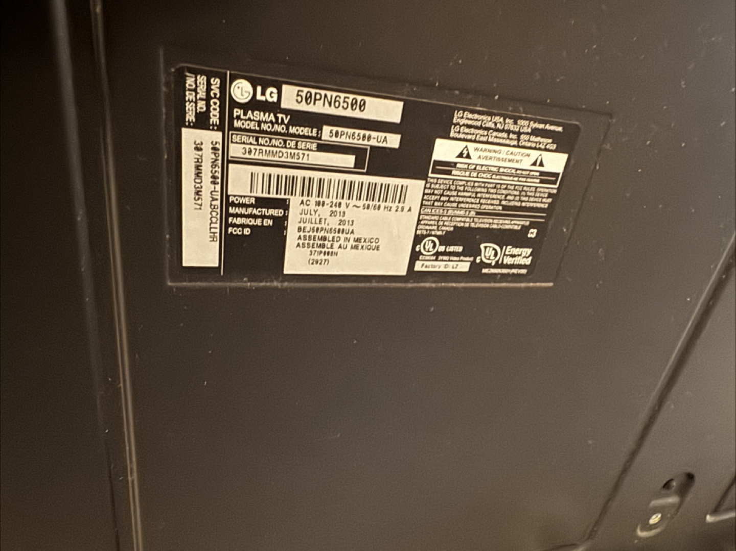 LG 50PN6500 50" Plasma TV - photo 2