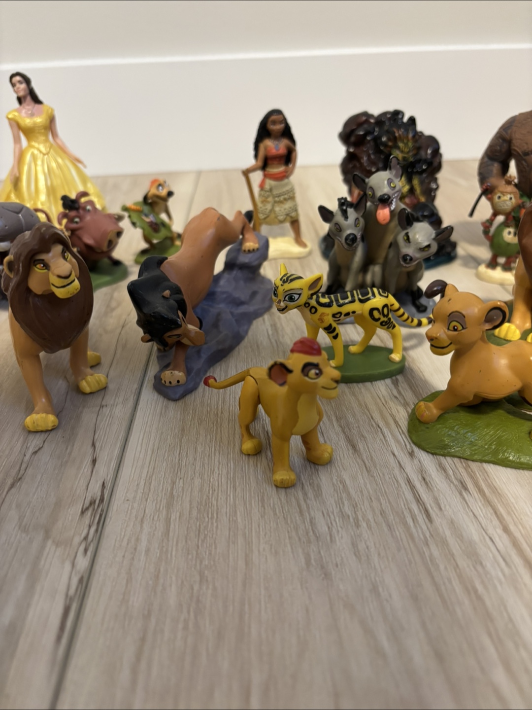 LOT of 26 Disney Mixed Figurines For Sale - photo 4