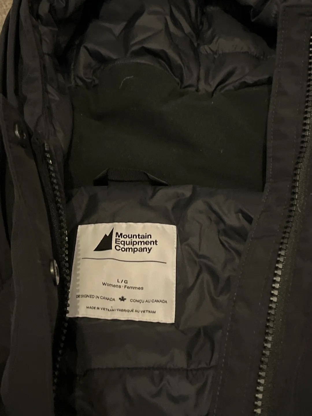 Mountain Equipment Company Women's Black Coat, L image indicator(2)