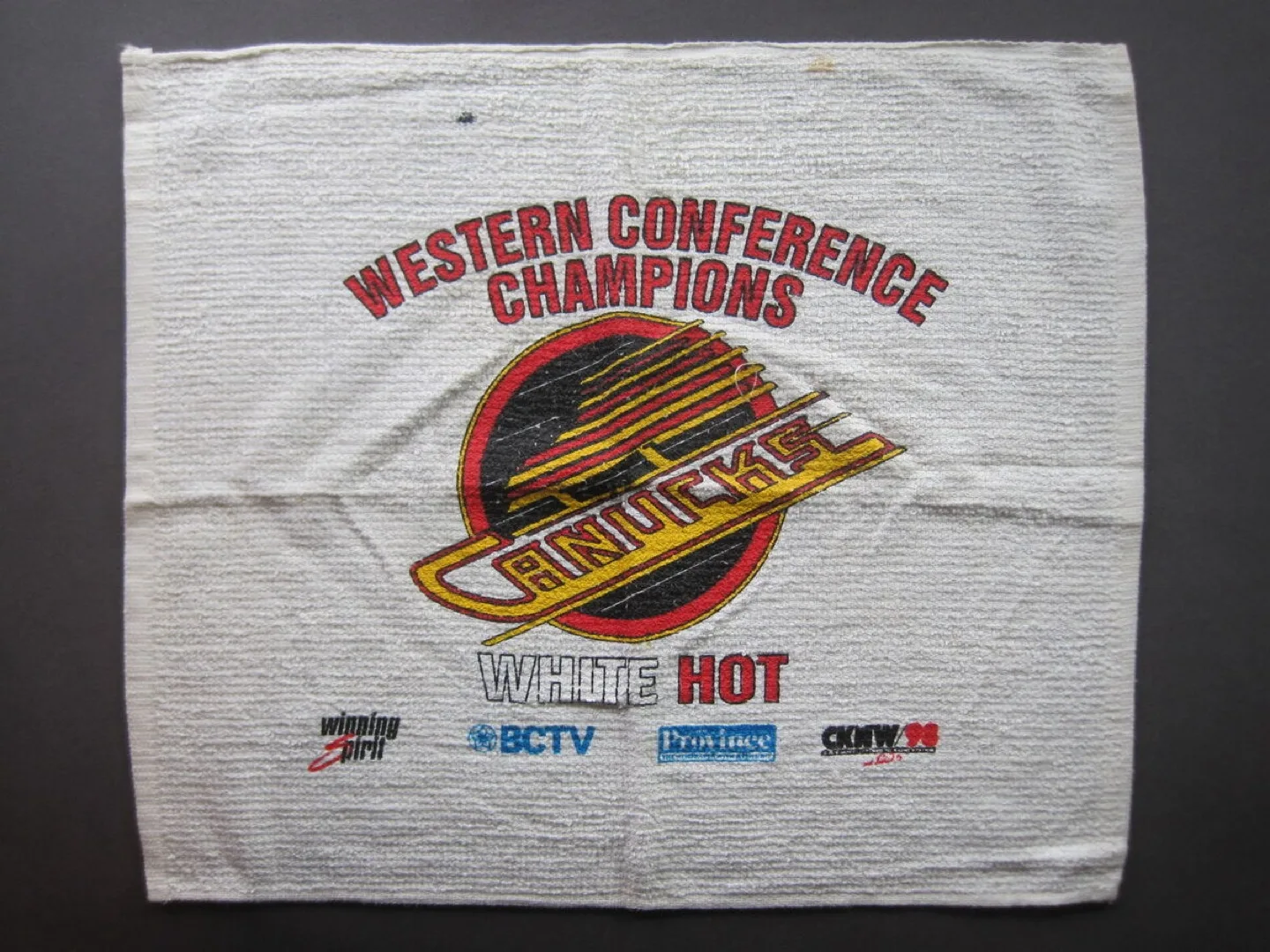 Vintage Vancouver Canucks White Hot Towel thumbnail