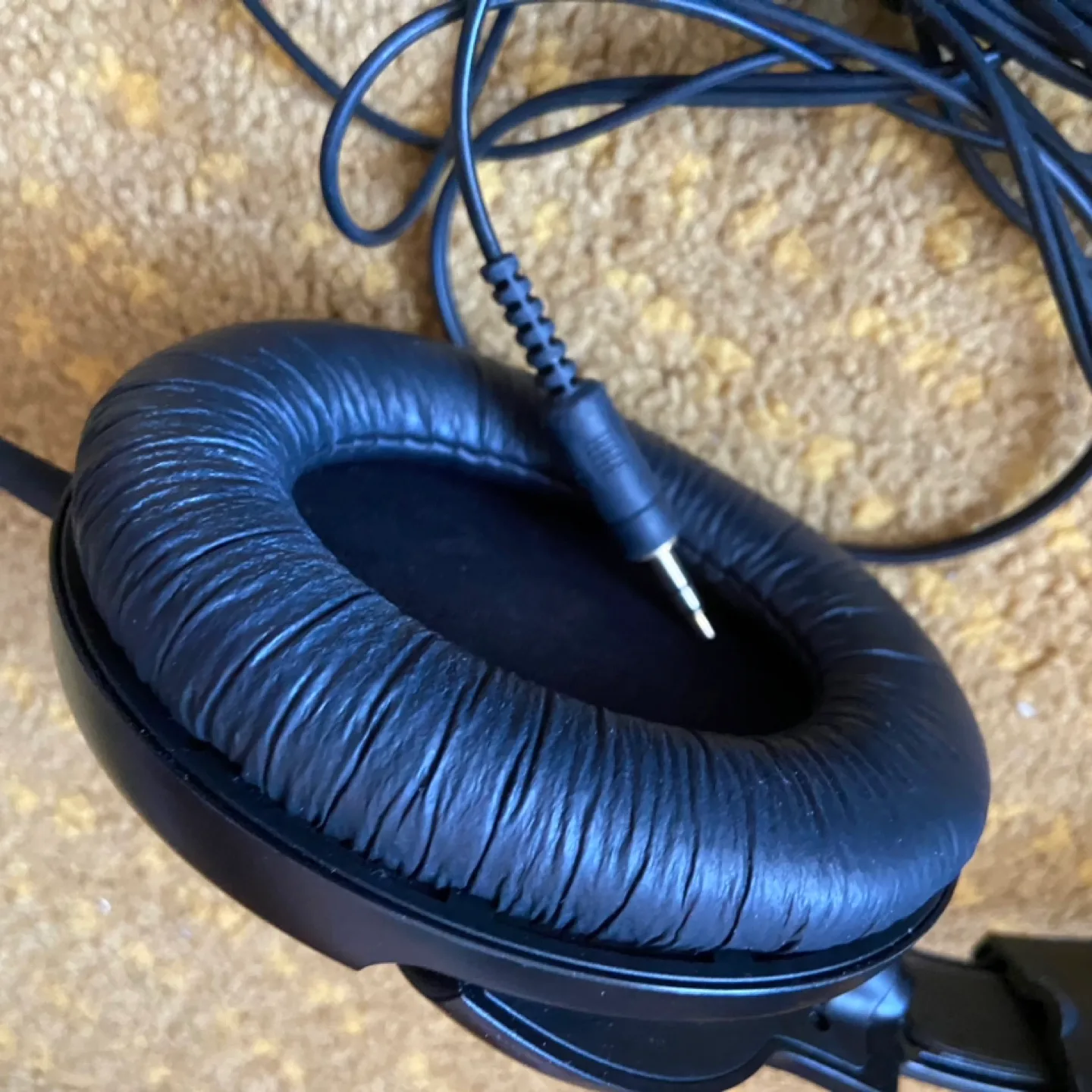 Sennheiser HD 201 Headphones image indicator(4)