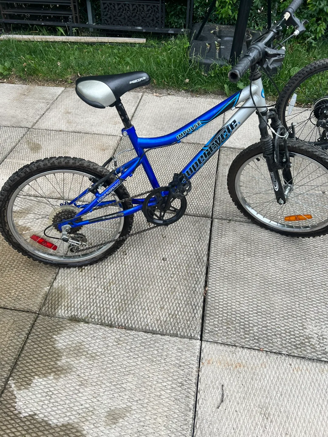 Supercycle Impulse 5-Speed Bike - Blue image indicator(2)