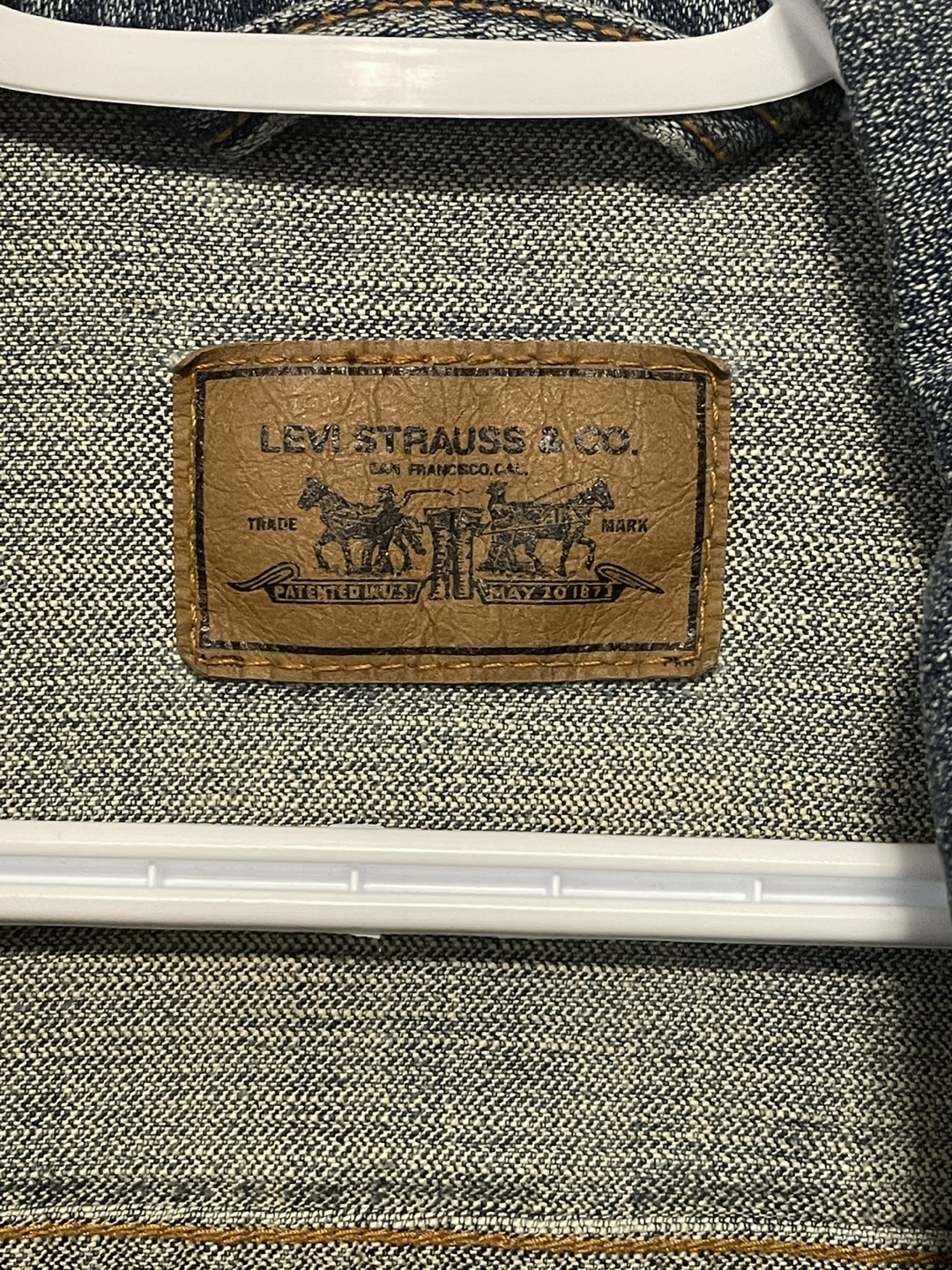 Levi's XL Women's Original Trucker Stretch Denim Jacket - photo 5