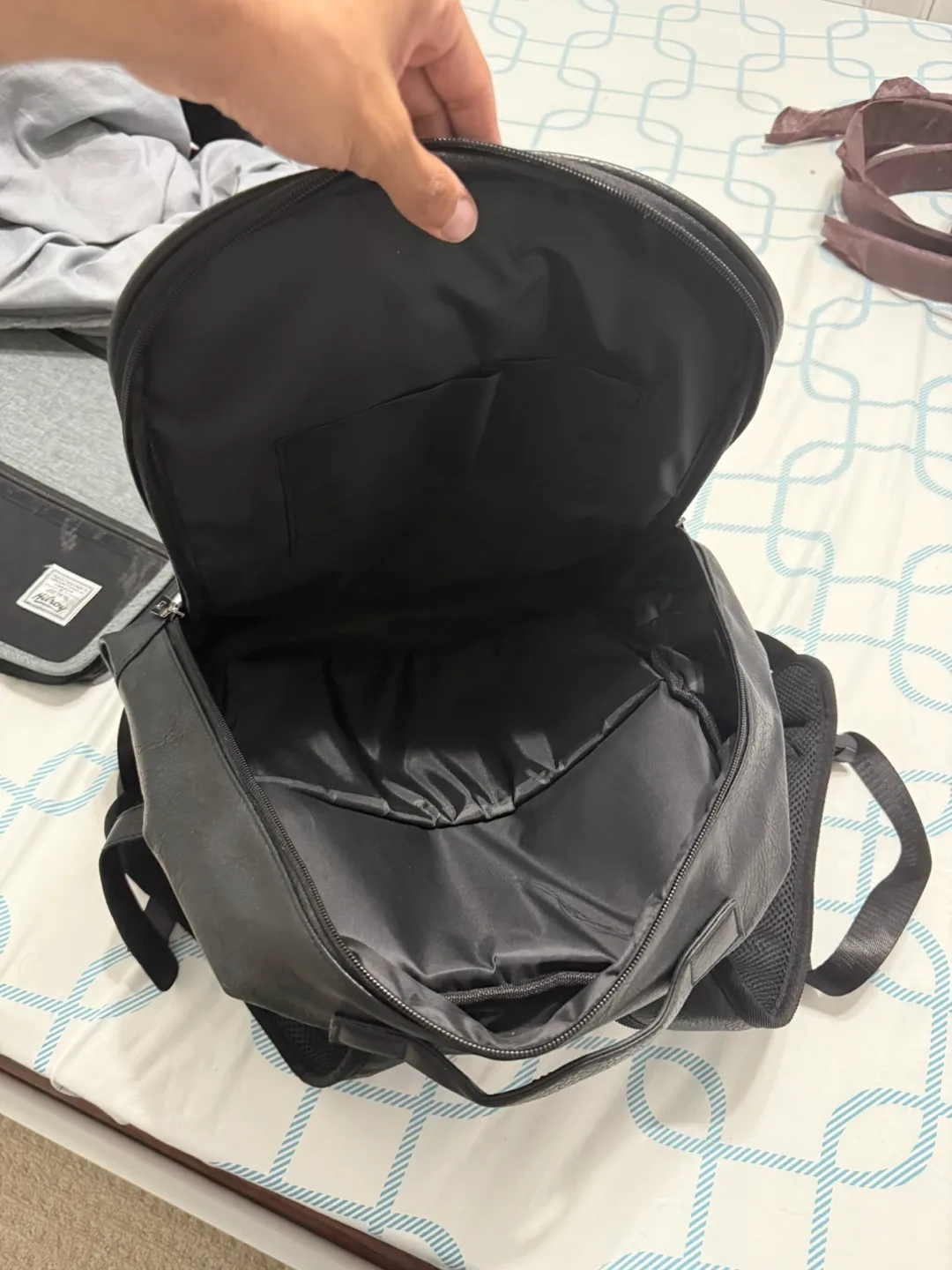 Black Checkered Pattern Backpack image indicator(3)