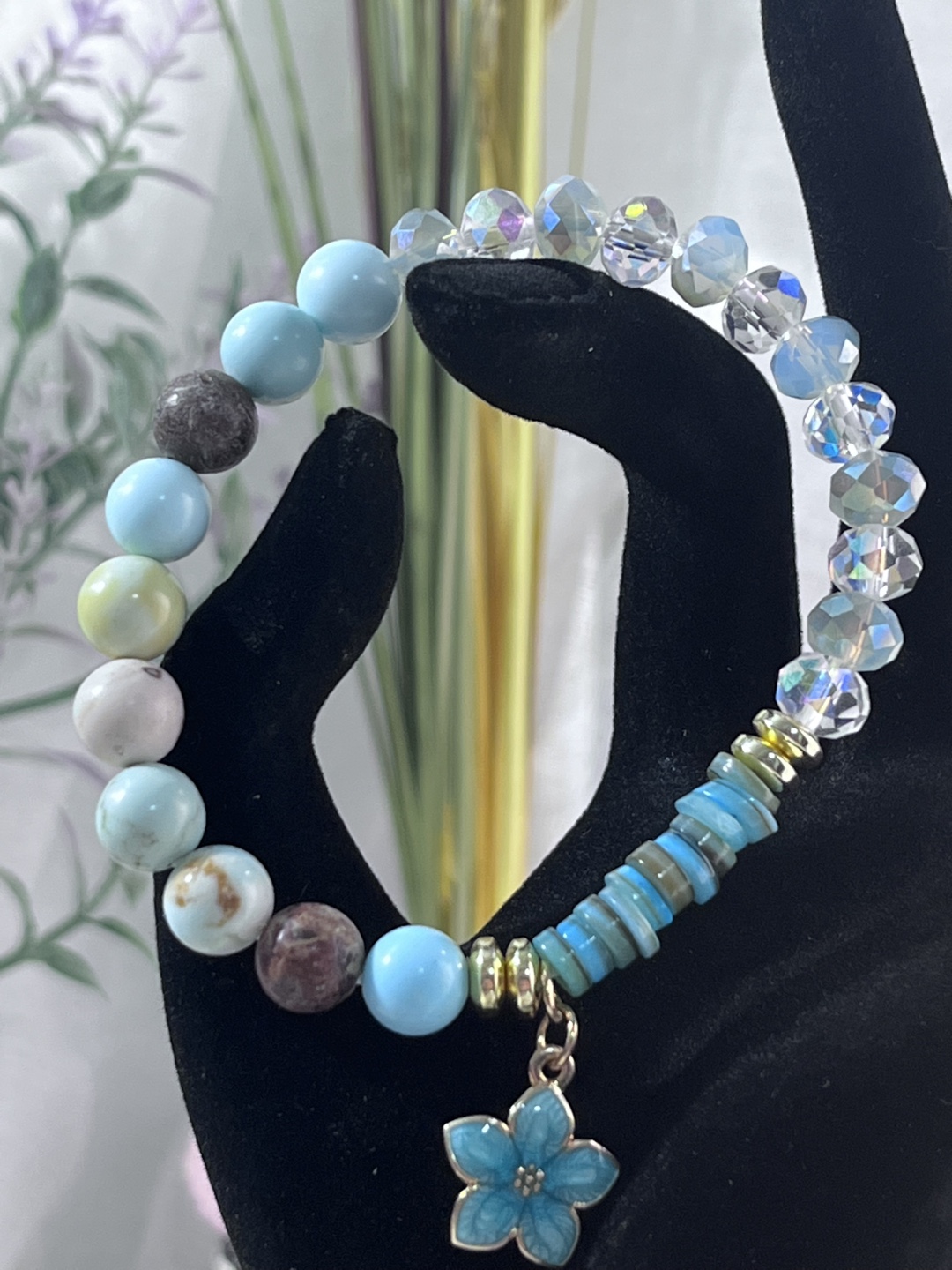 Blue Flower on Retro Tint Magnesite and Heishi Bead Bracelet