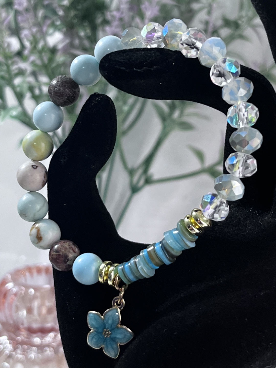 Blue Flower on Retro Tint Magnesite and Heishi Bead Bracelet - photo 5