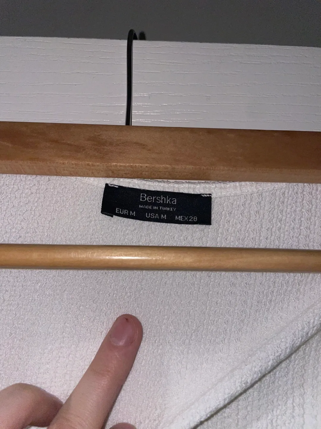 Bershka White Long Sleeve Top image indicator(2)