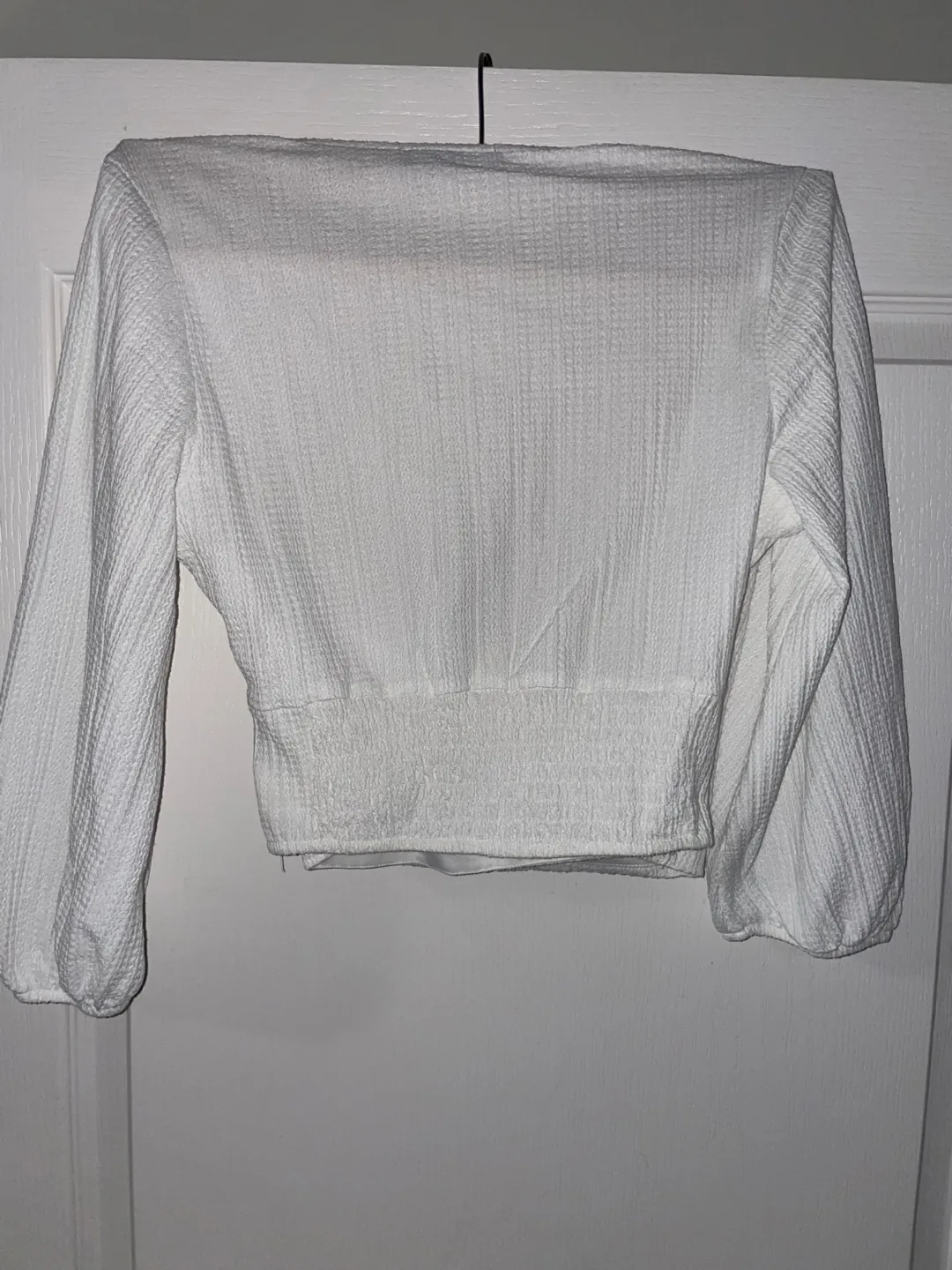 Bershka White Long Sleeve Top image indicator(3)