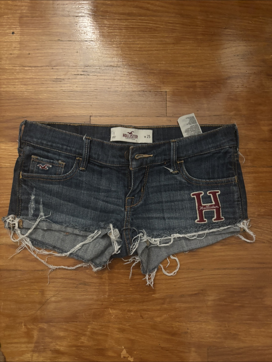 Hollister Denim Shorts - Size 25