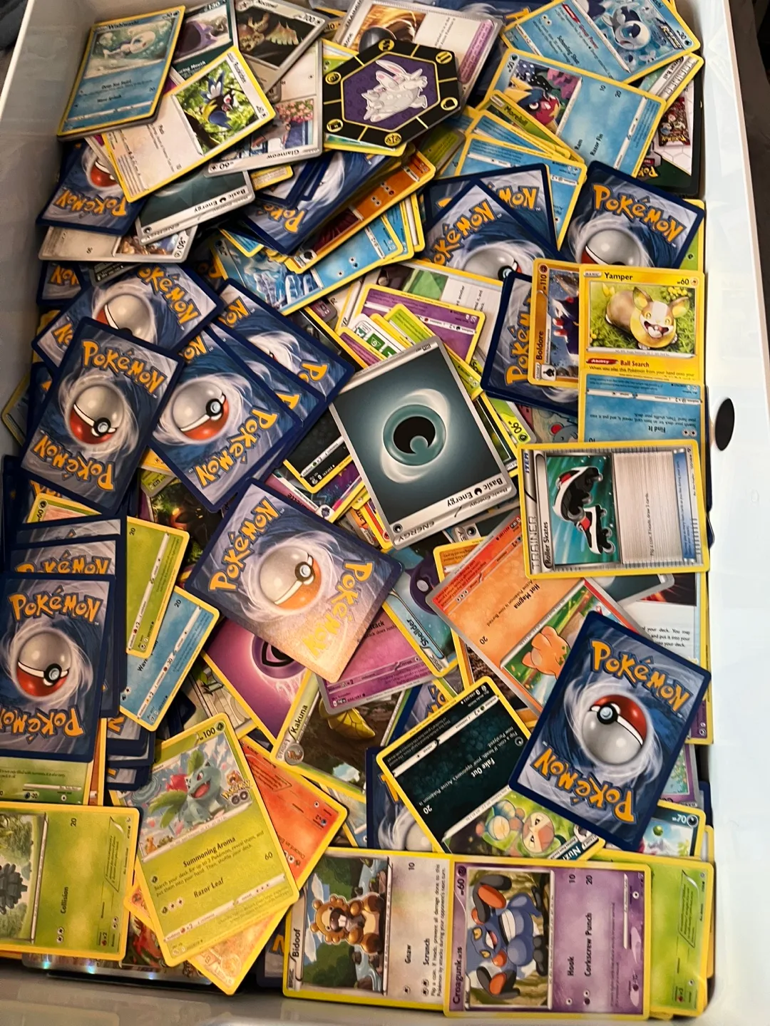 Pokémon Trading Cards - Mixed Lot image indicator(3)