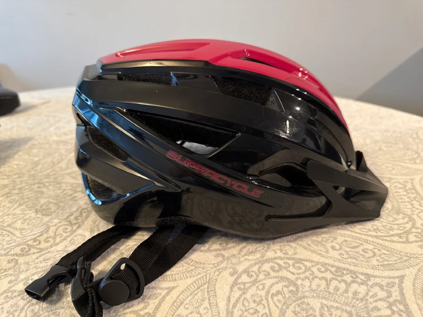 Supercycle Bike Helmet - Black and Red thumbnail