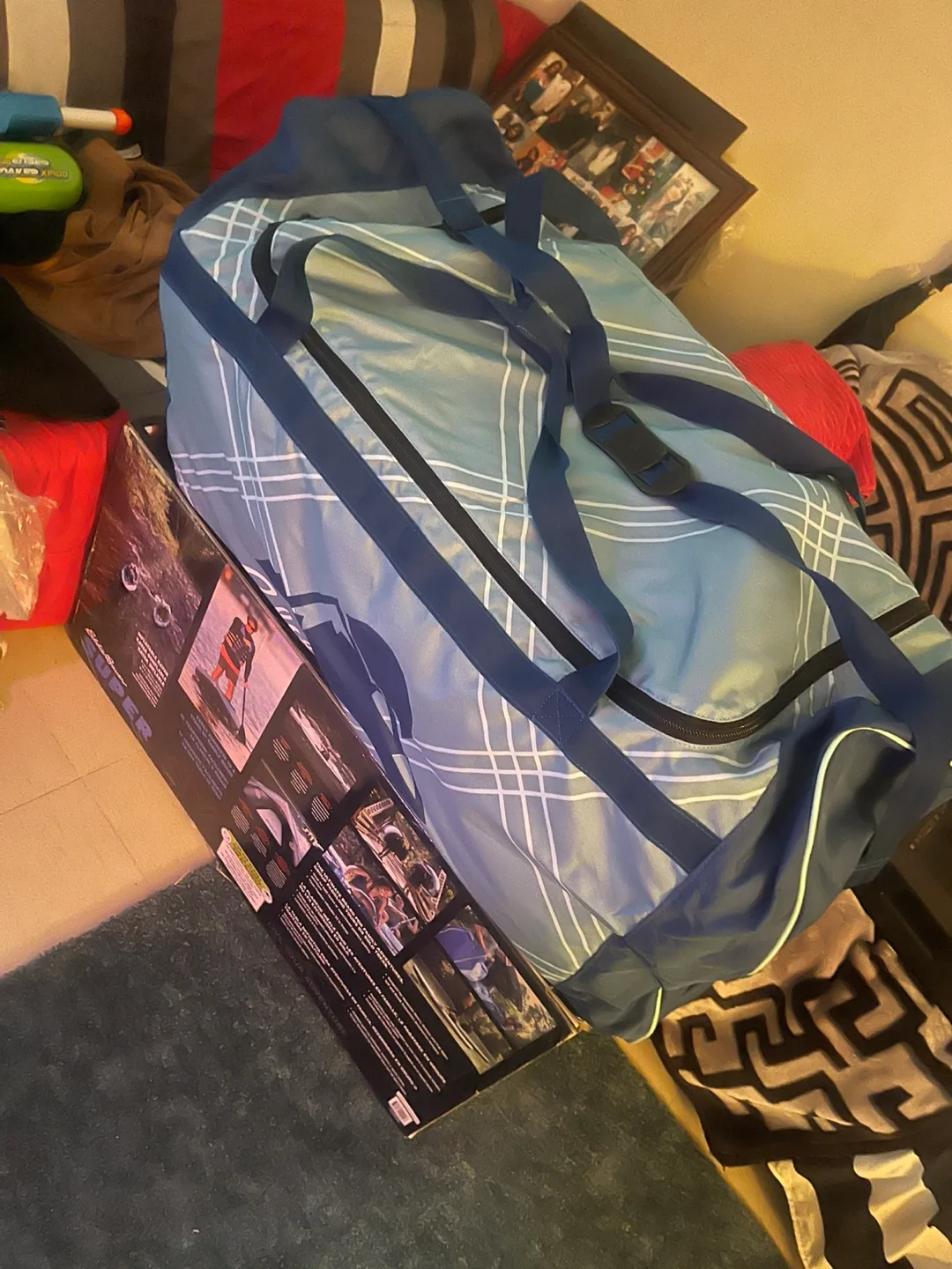 Eddie Bauer Super Inflatable Kayak - New in Box! image indicator(9)