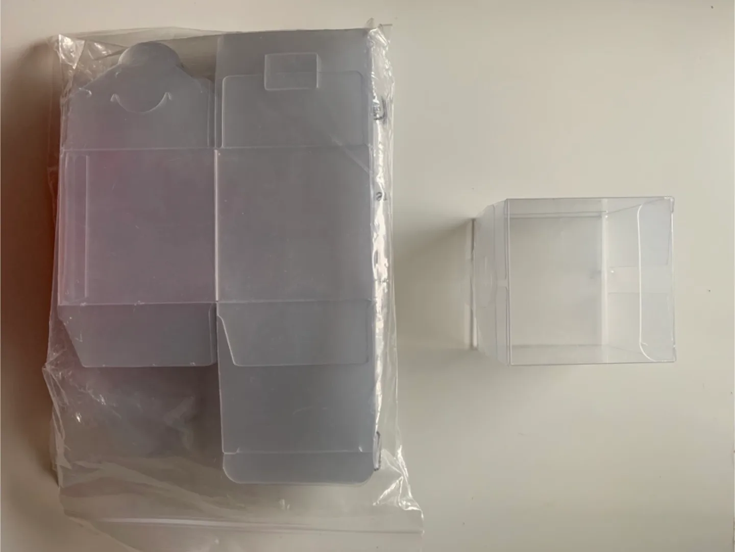 Clear Plastic Wedding Party Favor Boxes thumbnail