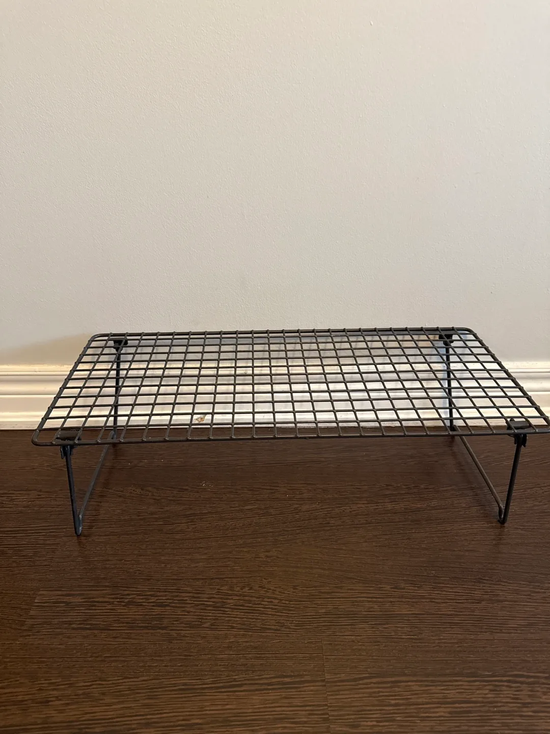 Black wire organizer grid thumbnail