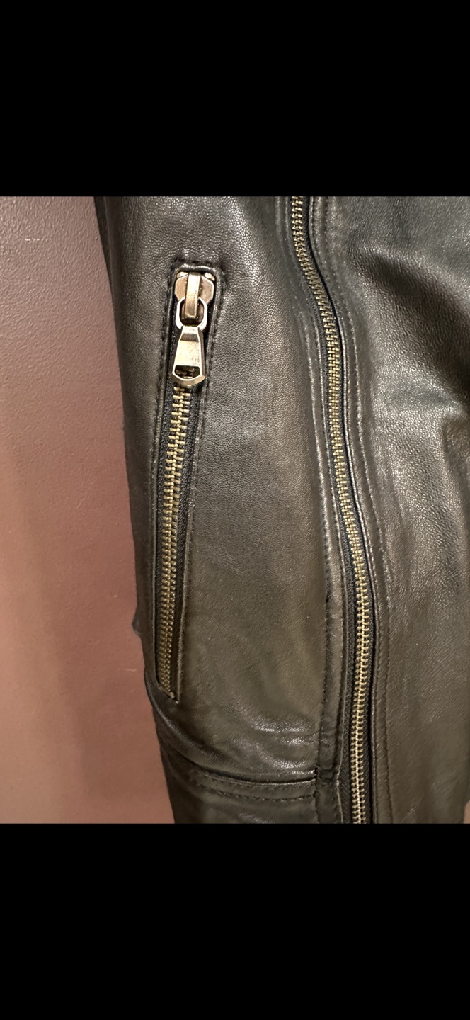S.A.S Sportswear Black Leather Vest - Size S - photo 4
