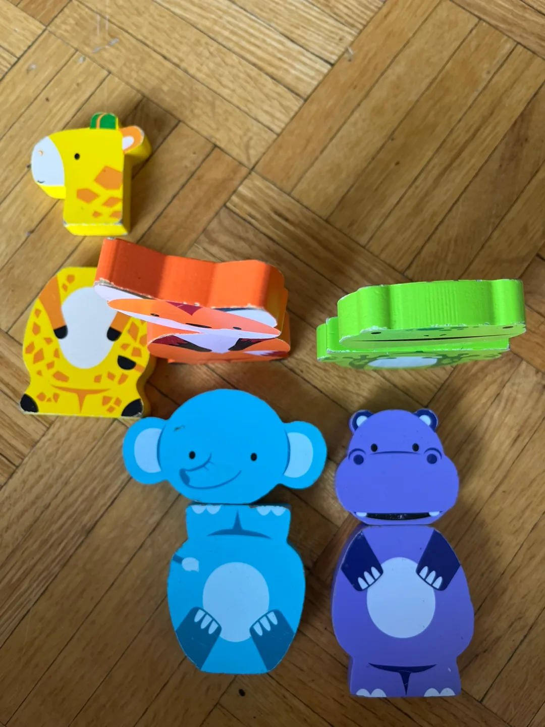 Stacking Wooden Magnetic Animal Toys image indicator(2)