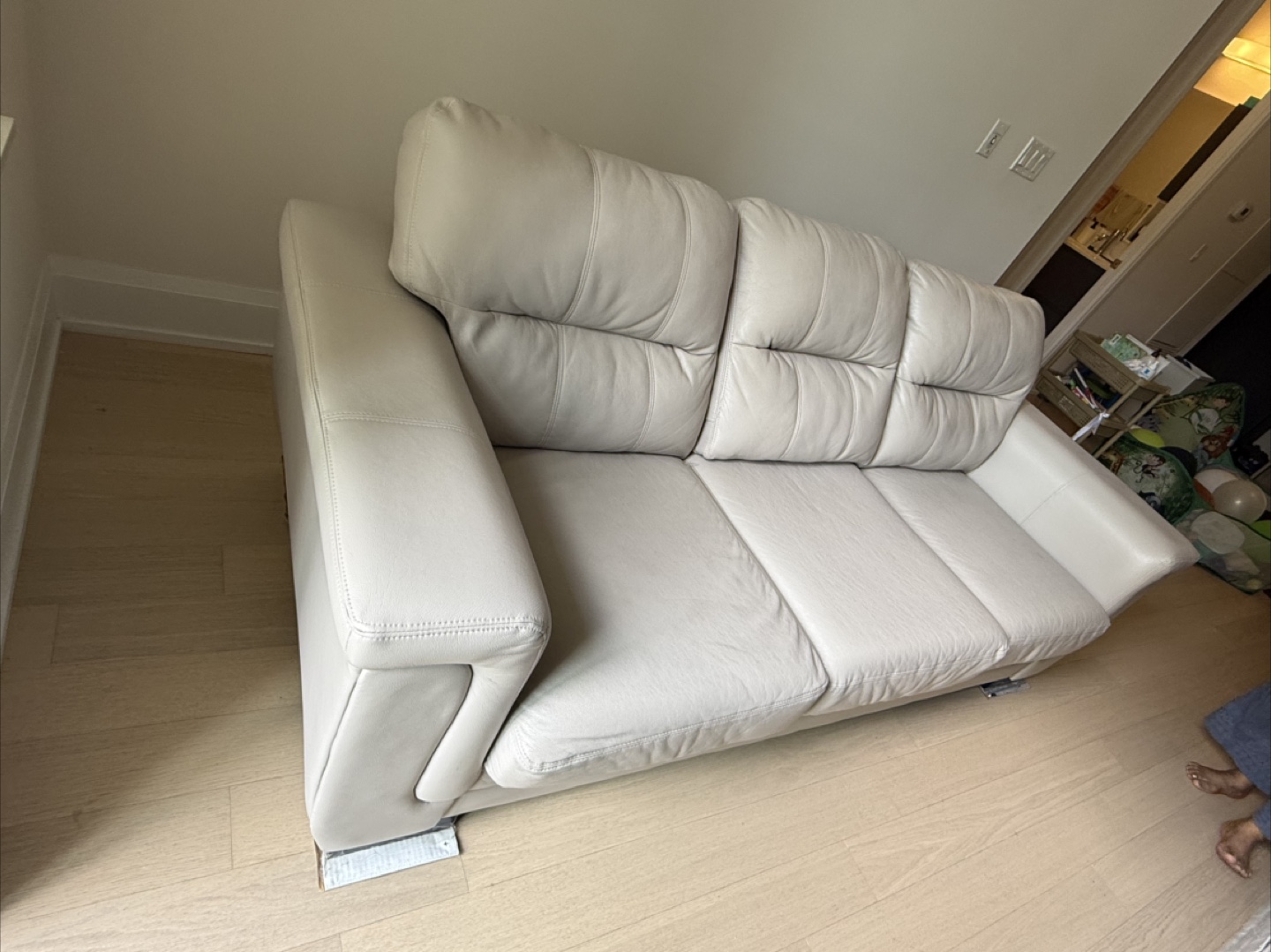 Leather Sofa - Light Beige - photo 3