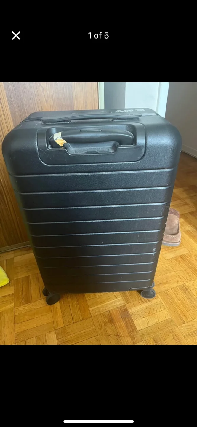 Away Luggage Suitcase - Black thumbnail