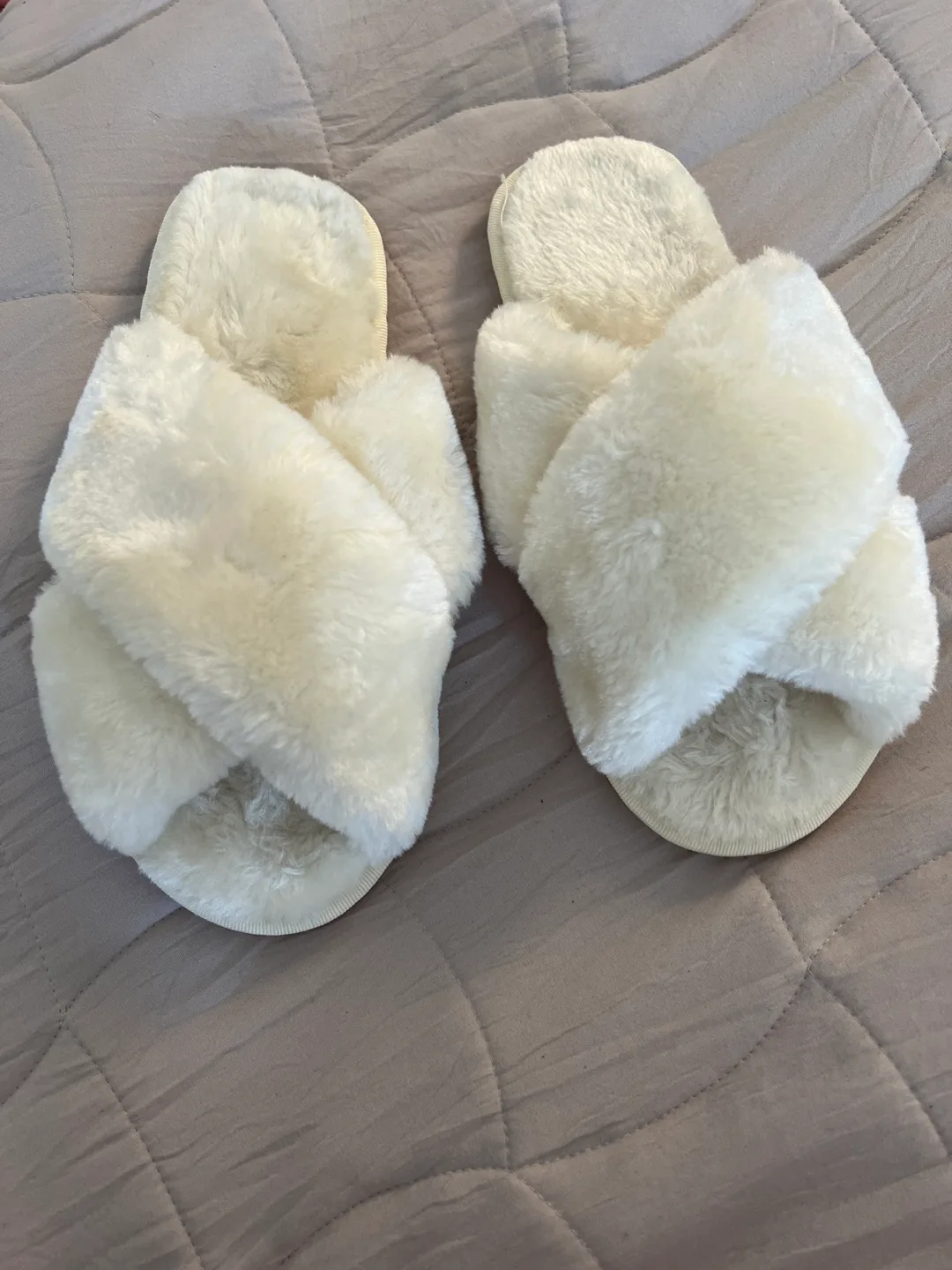 Fluffy White Criss-Cross Slippers - Size 36-37 thumbnail
