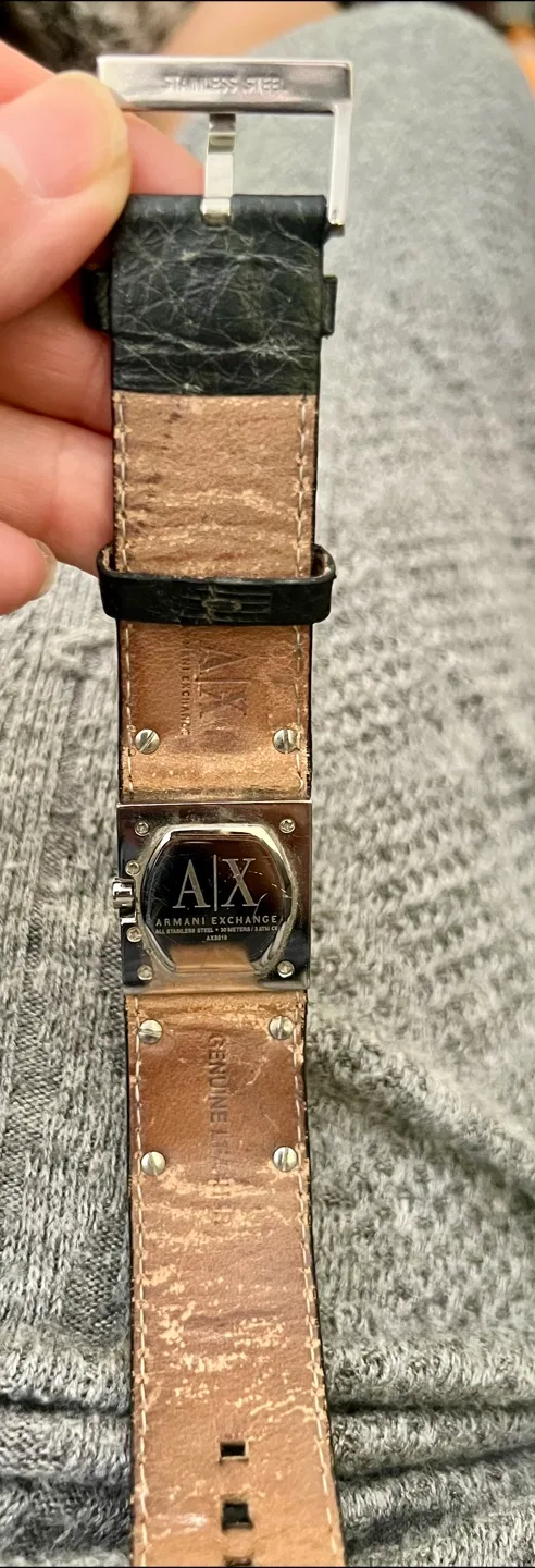 Armani Exchange Women's Watch image indicator(2)