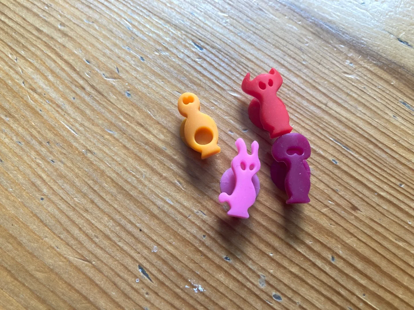 silicone wine glass charms image indicator(5)