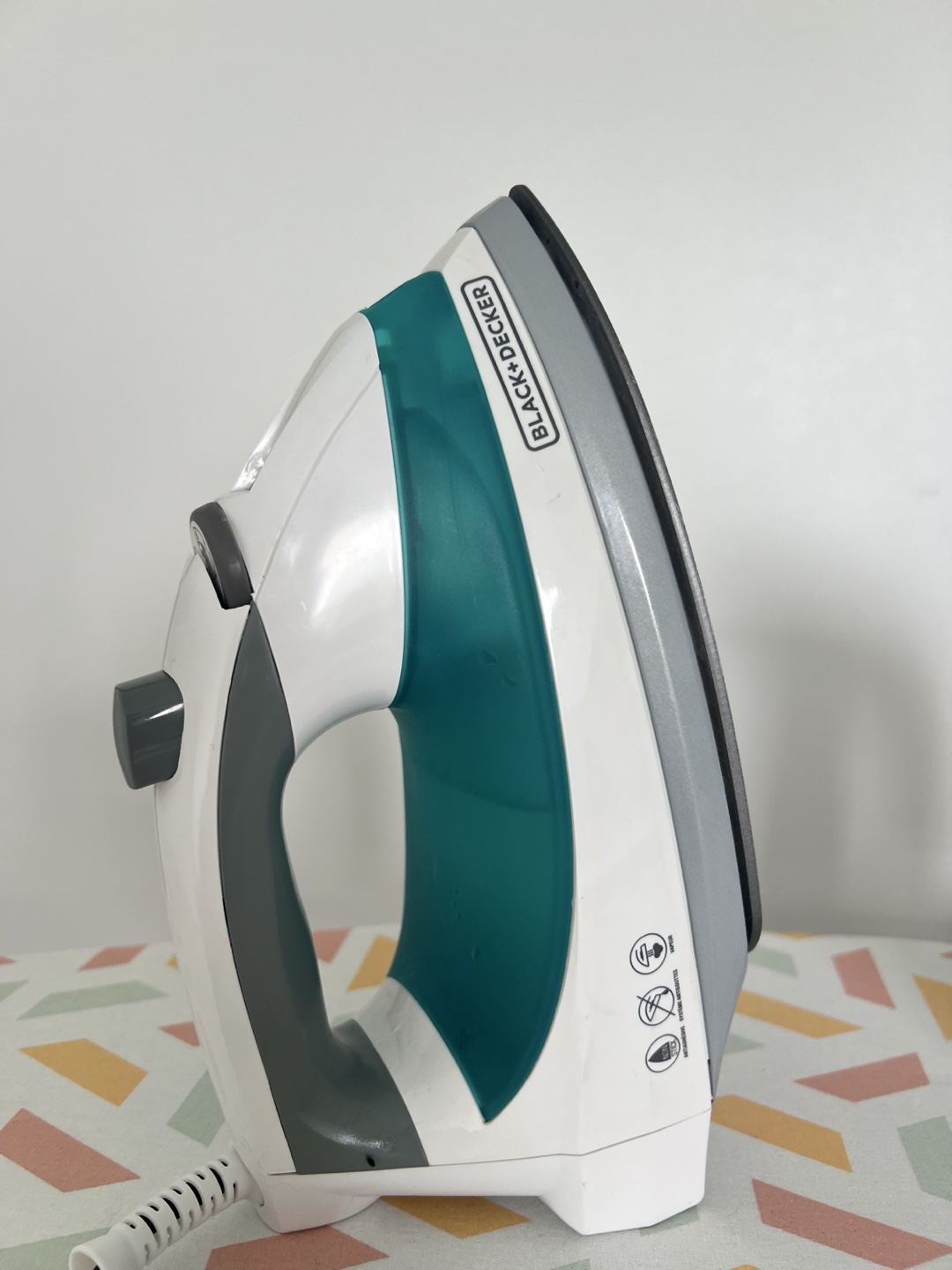 Black+Decker Iron & HiLife Steamer Set - photo 2