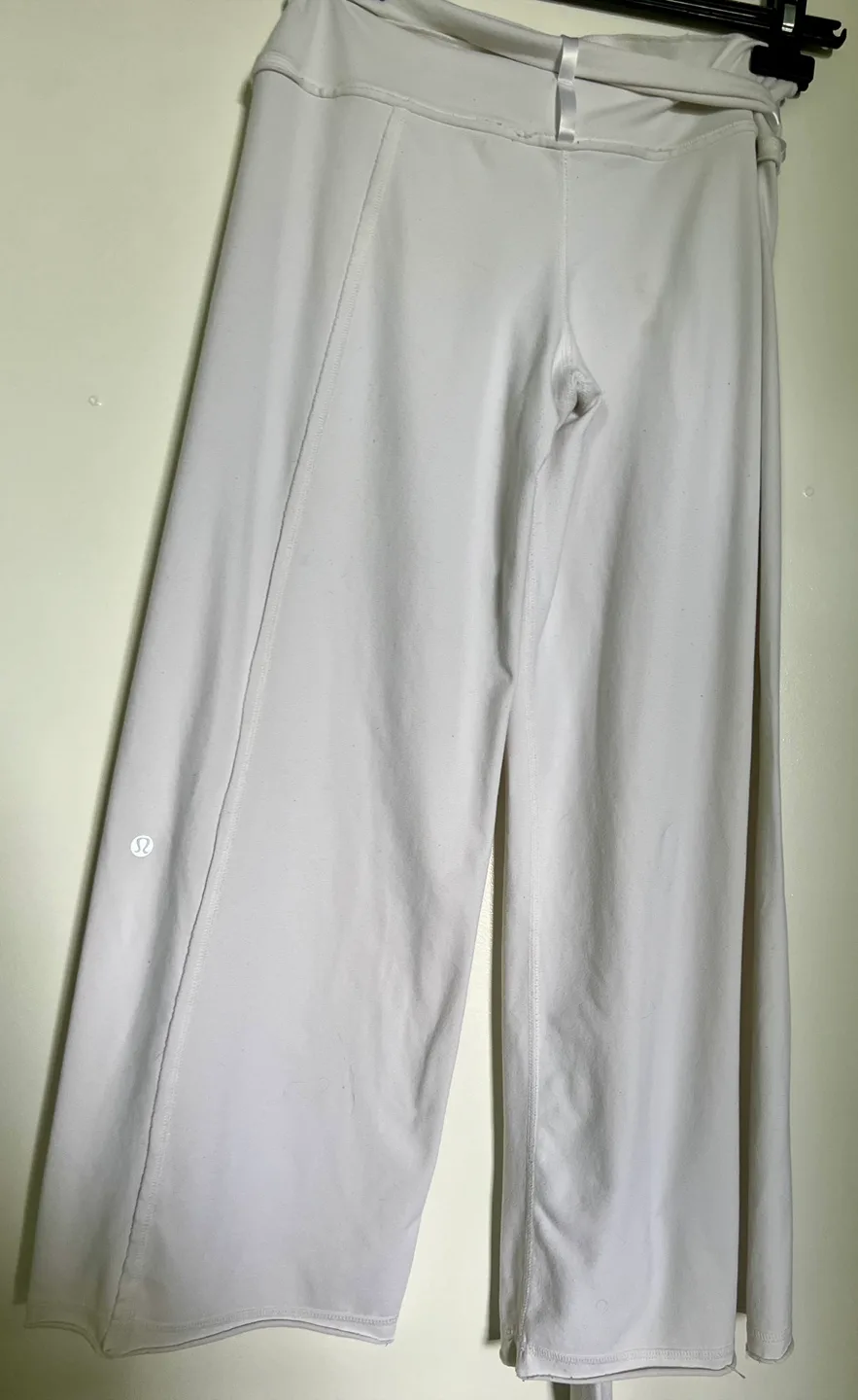 Lululemon Studio Pants, Size 4, white image indicator(4)