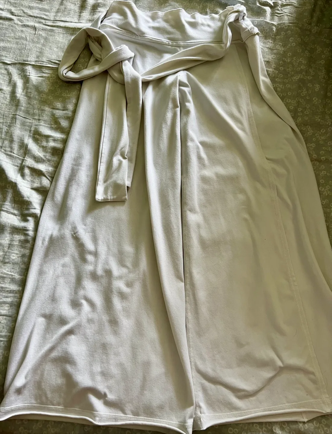 Lululemon Studio Pants, Size 4, white image indicator(2)