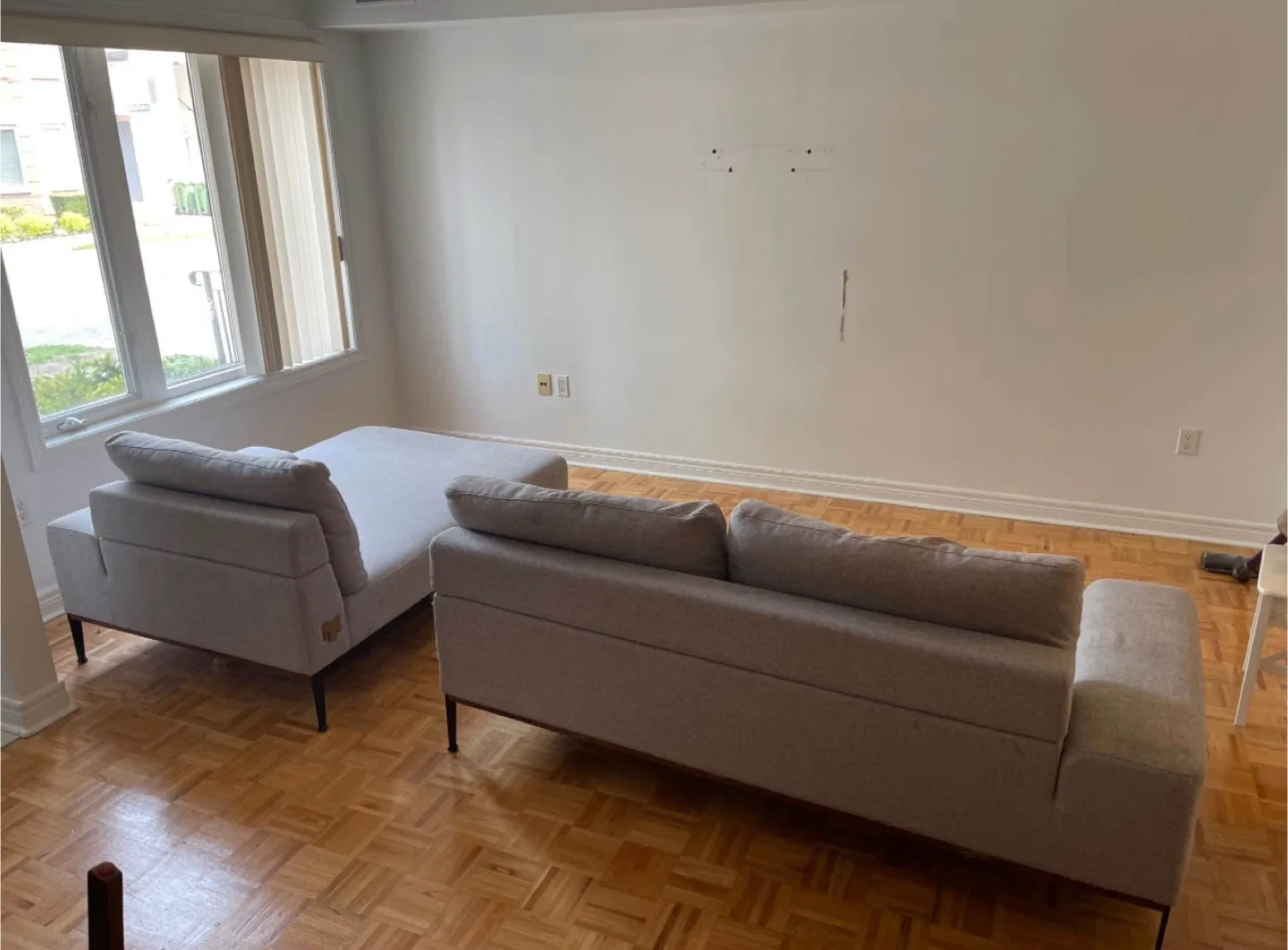 Grey Structube preston Sectional Sofa(DELIVERY AVAILABLE) image indicator(6)