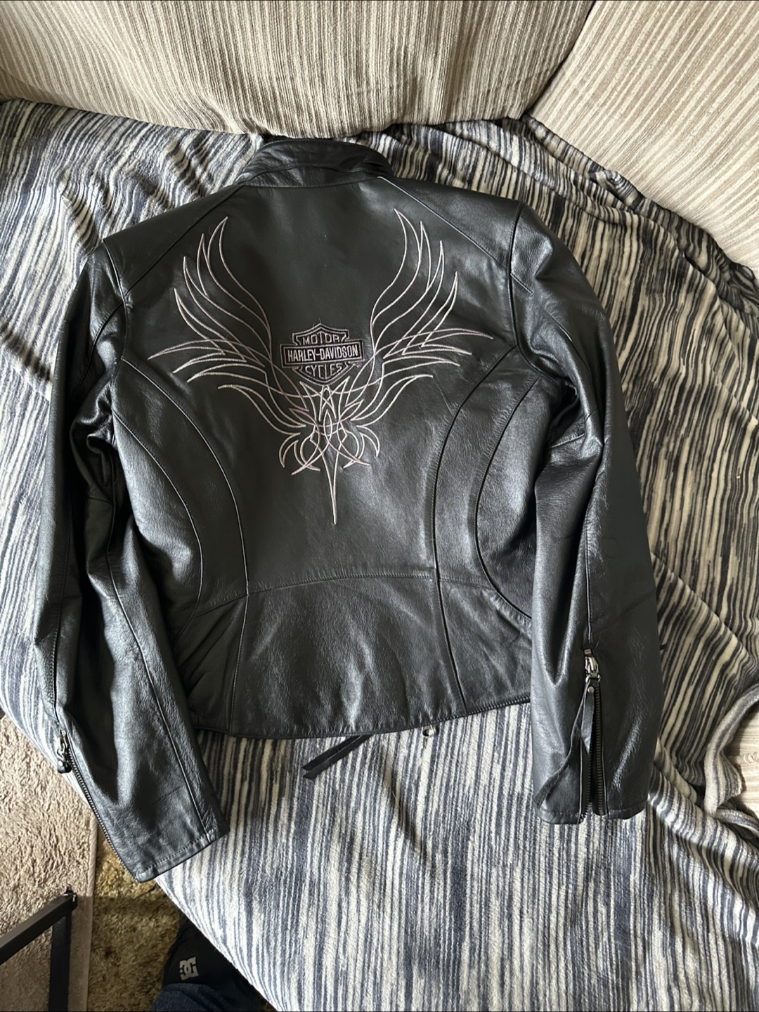 Harley-Davidson never worn Black Leather Motorcycle Jacket - photo 2