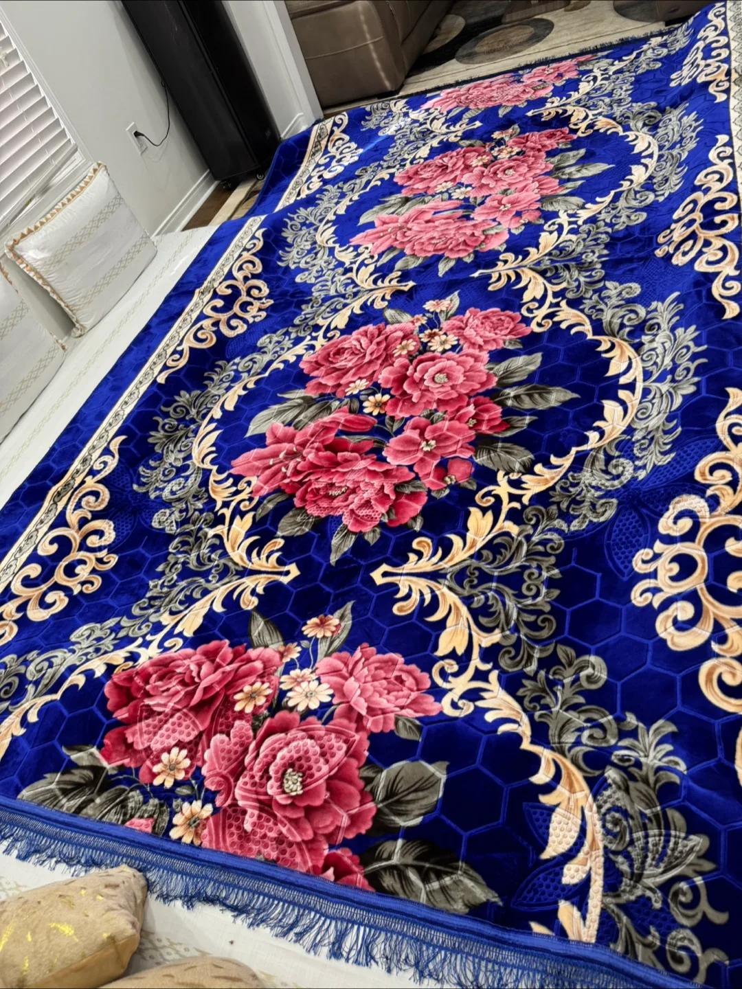 Brand new Blue Floral digital print carpet size 8 x 13 feet 🥕 image indicator(4)