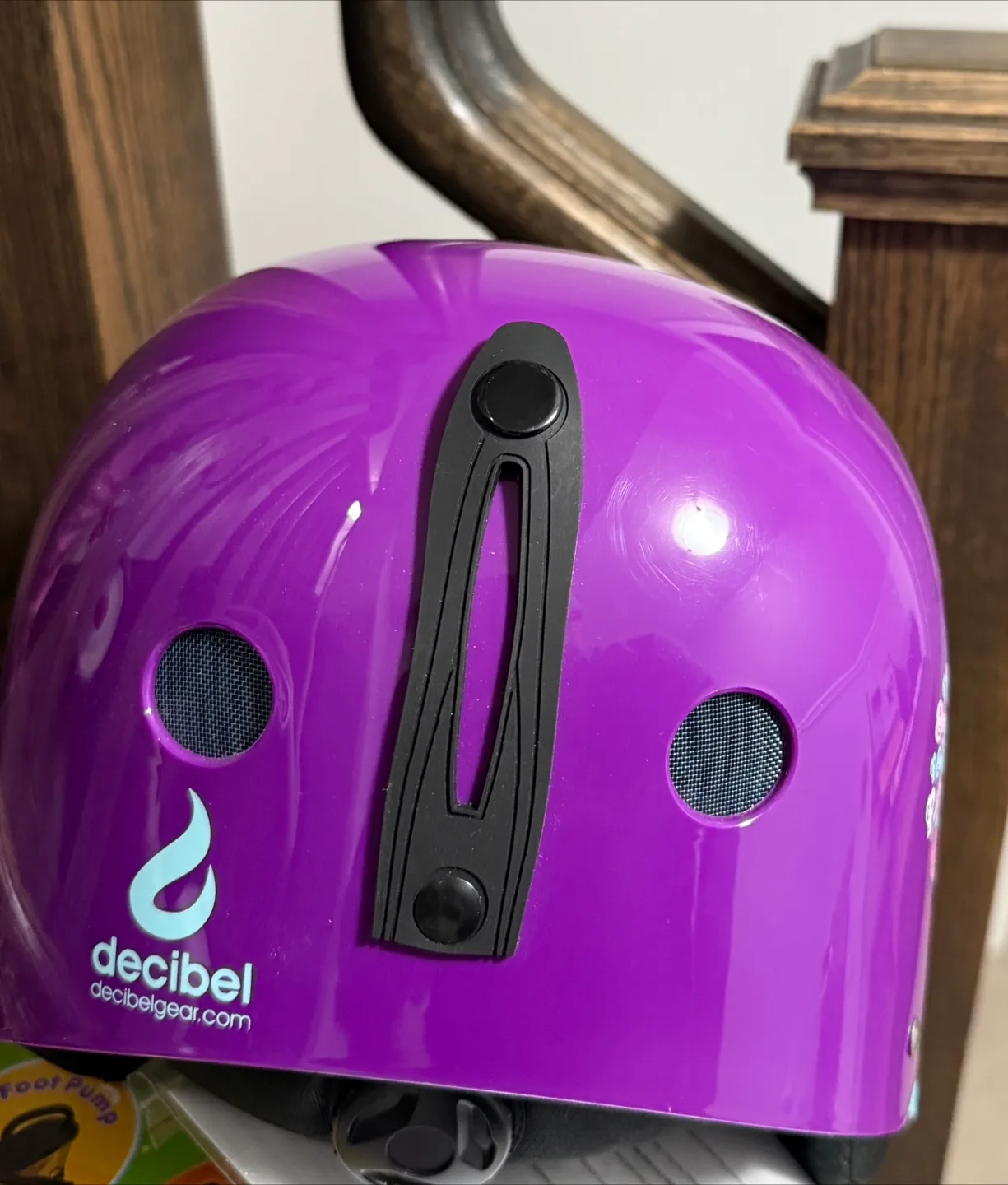 [New/seal packed] Decibel Icon Youth Ski/Snowboard Helmet image indicator(2)