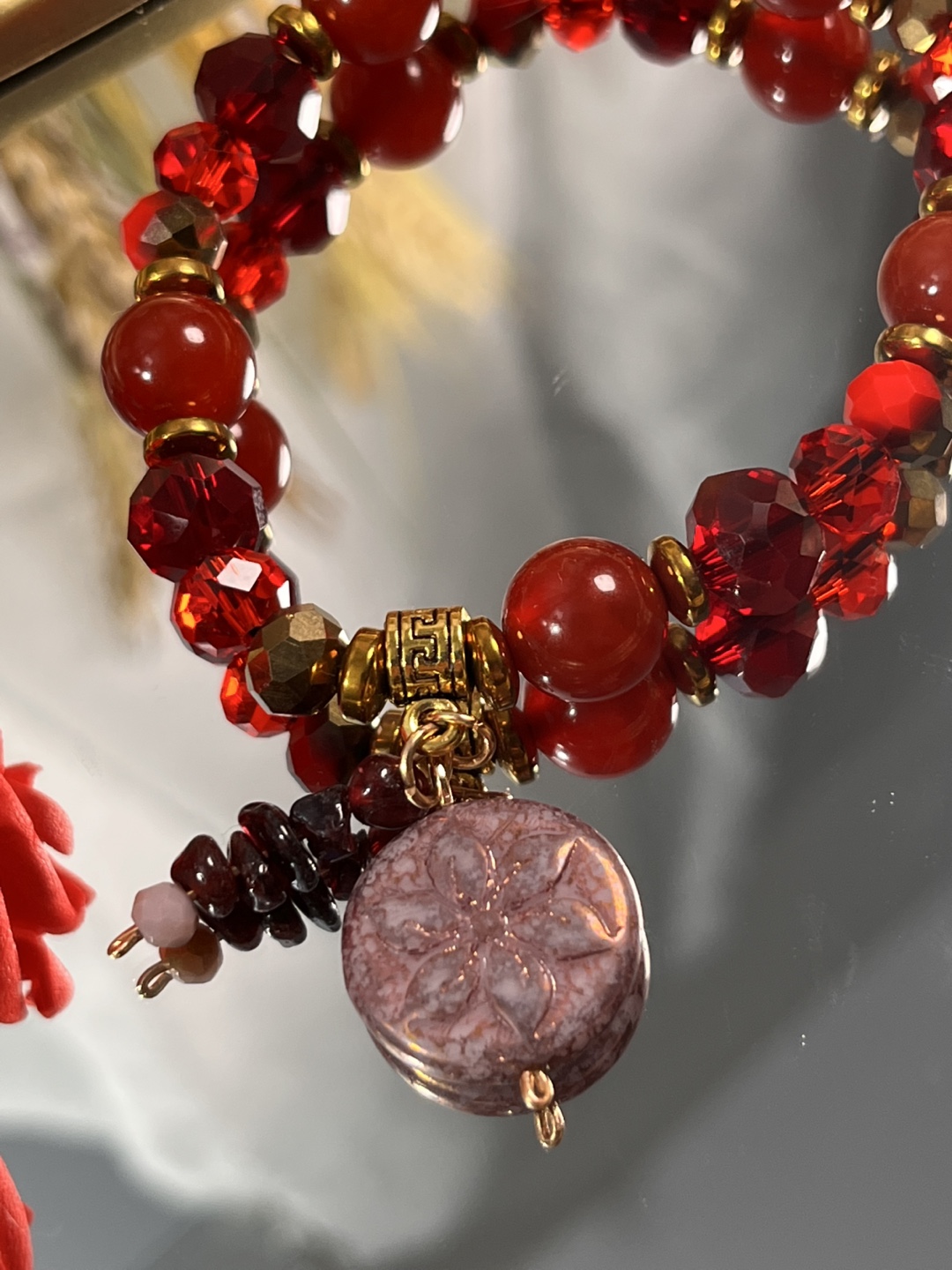 Flower Coin on Garnet, Red Agate and Red Crystals Bracelet - photo 5