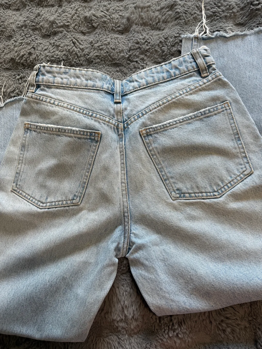 Zara Denim Jeans - Size 4 (USA) image indicator(6)