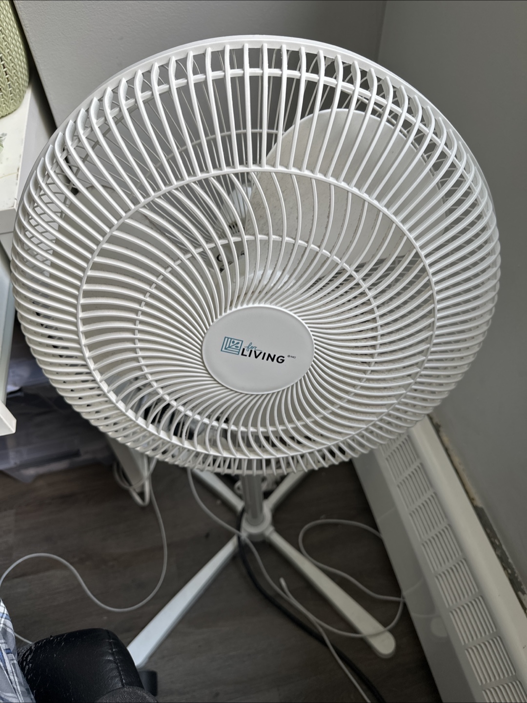 LIVING Standing Fan - White - photo 2