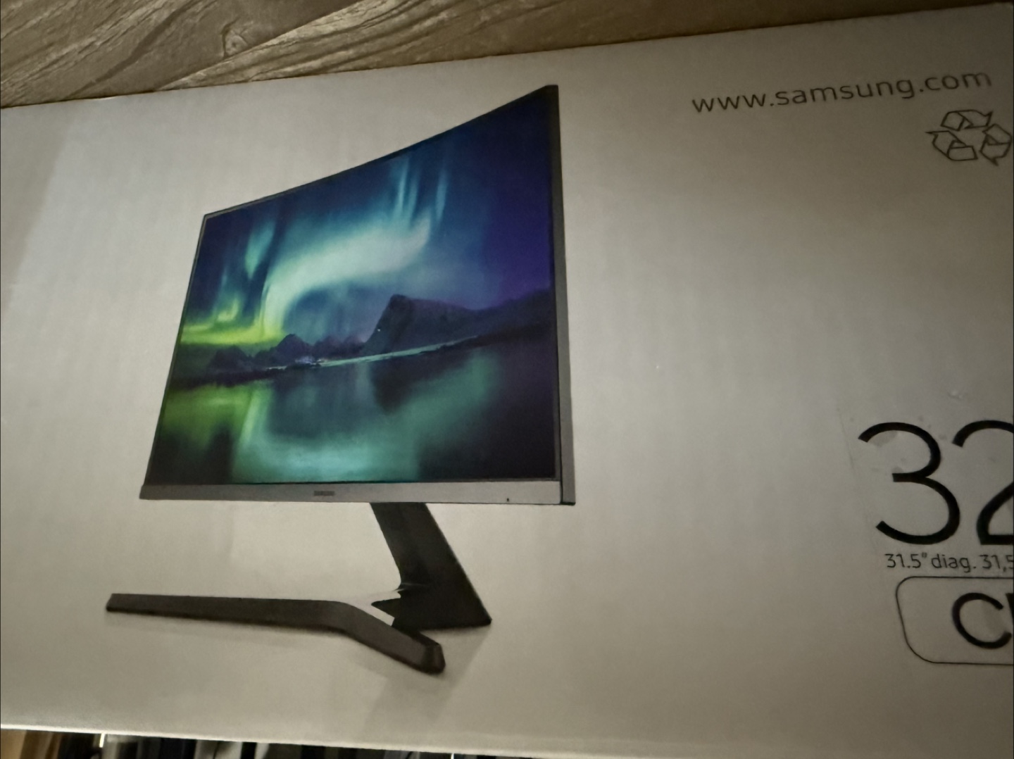 Samsung 32" Curved Monitor - LC32R500FH - photo 3