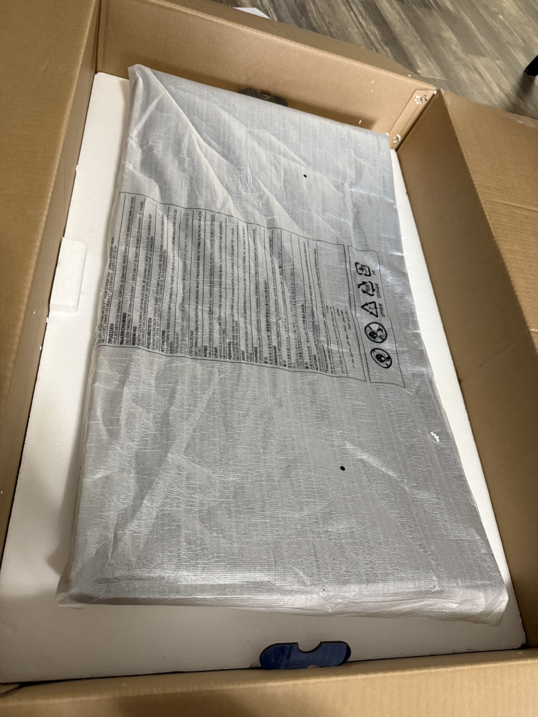 Samsung 32" Curved Monitor - LC32R500FH - photo 4