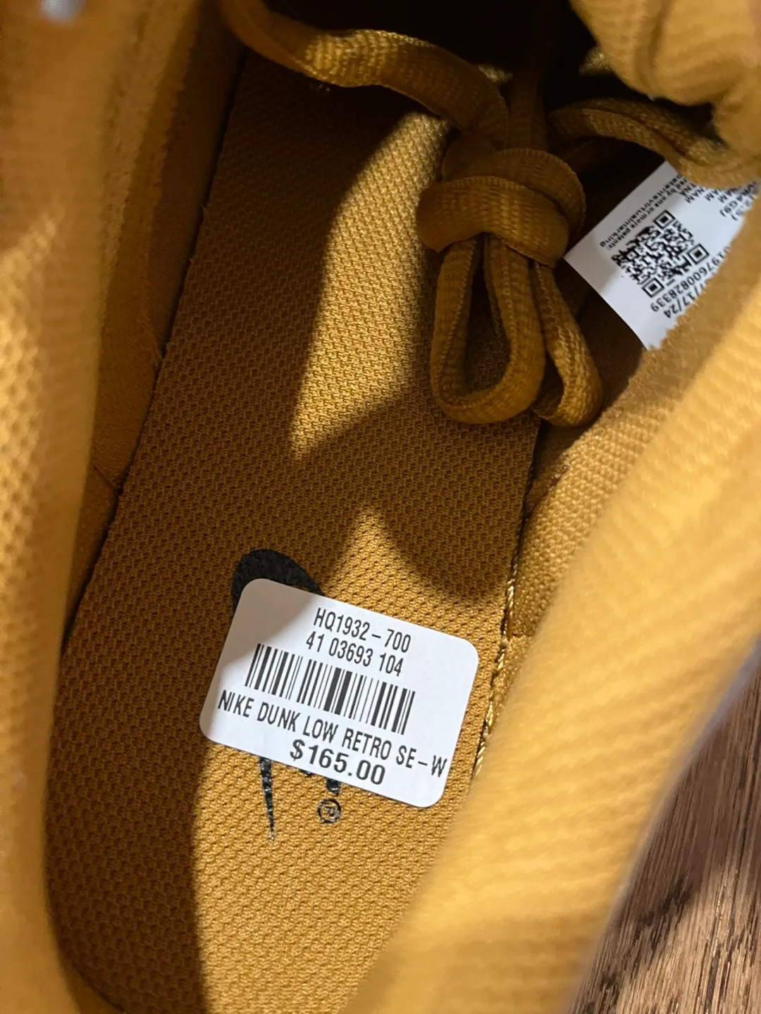 Nike Dunk Low Wheat Size 8.5 image indicator(6)