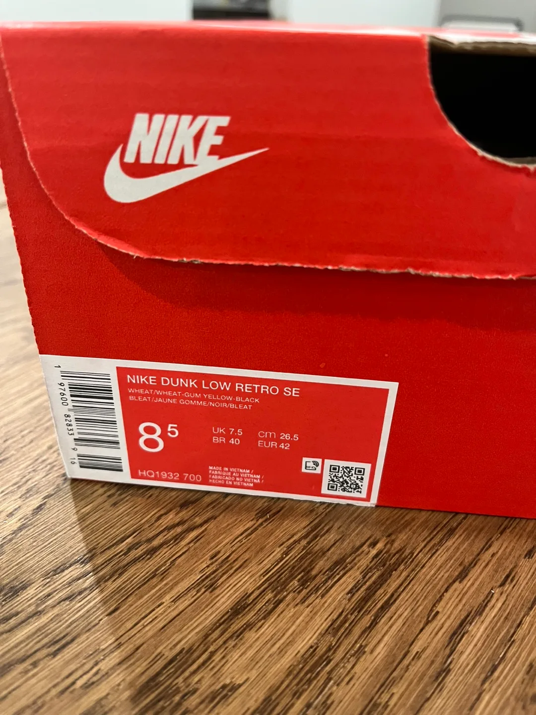 Nike Dunk Low Wheat Size 8.5 image indicator(8)