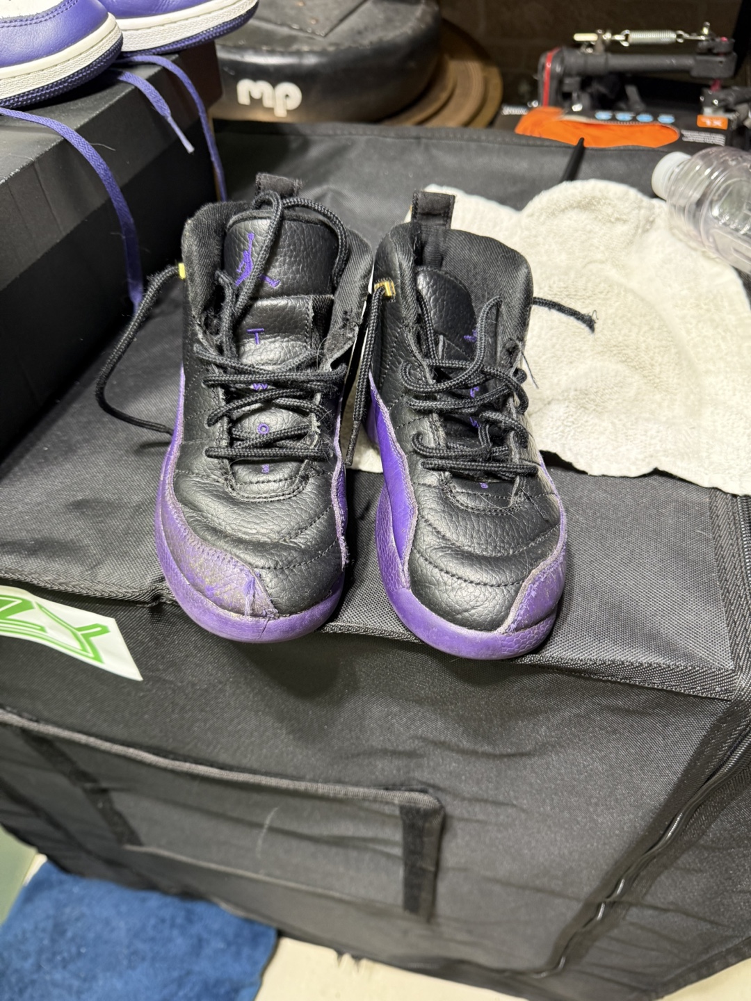 Air Jordan 12 Retro Purple Toddler Size 13c - photo 2
