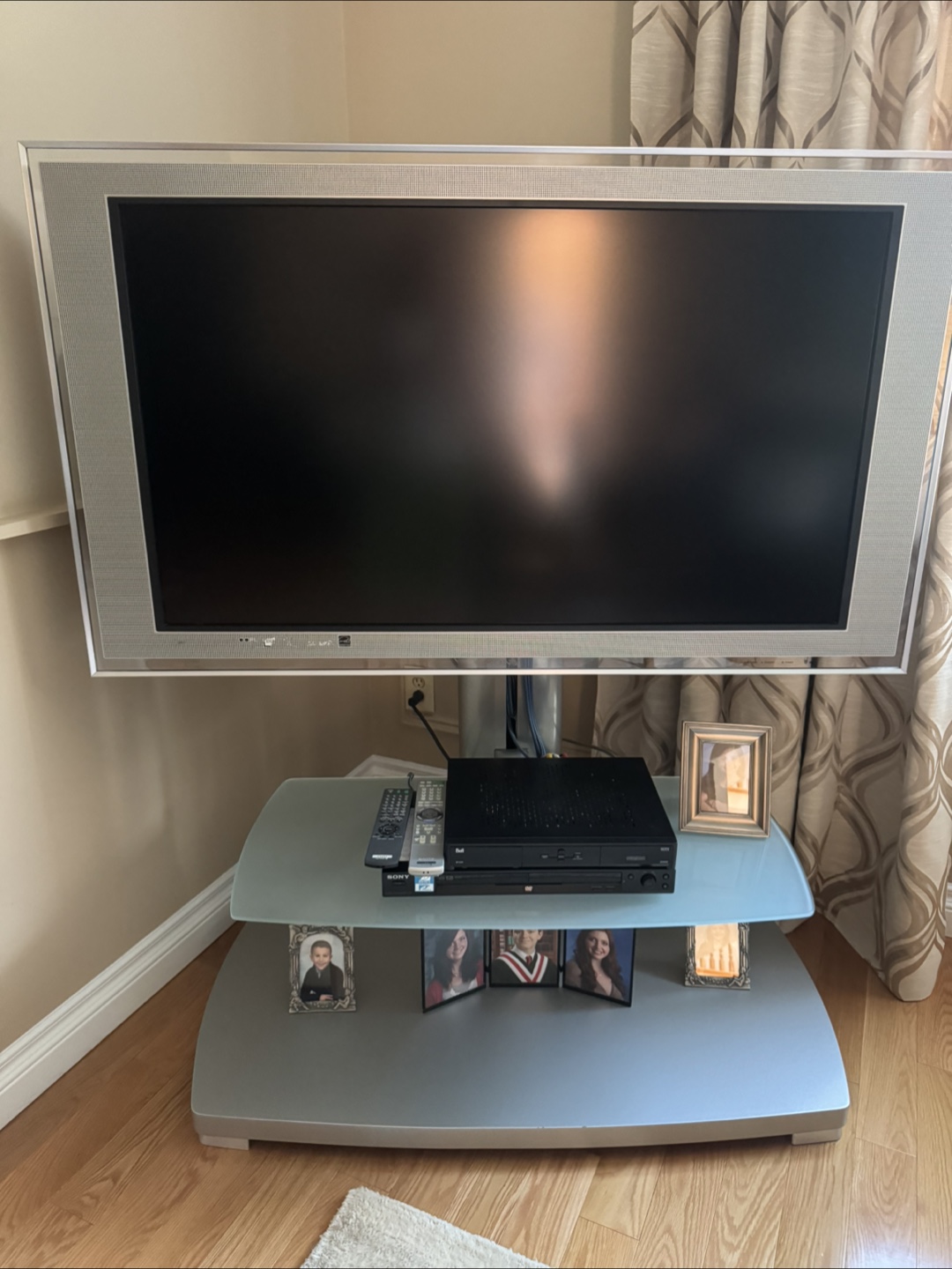 Sony KDL-46XBR2 46" LCD Digital Colour TV